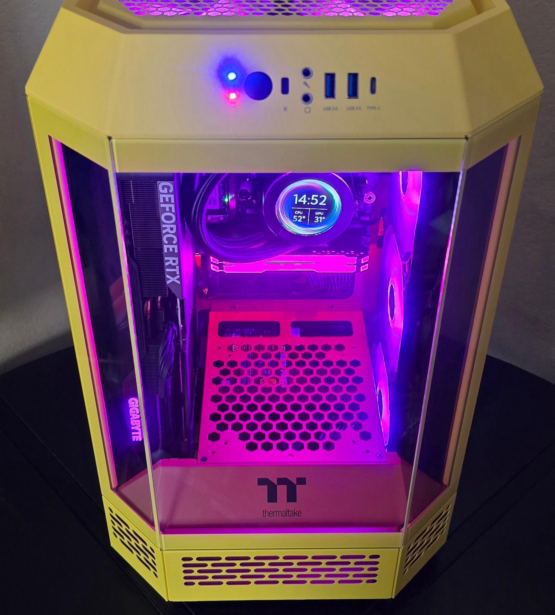 Custom Gaming PC "Helios" - Ryzen 7 5800X | 32GB CORSAIR RAM | RTX 4070 Ti 12GB