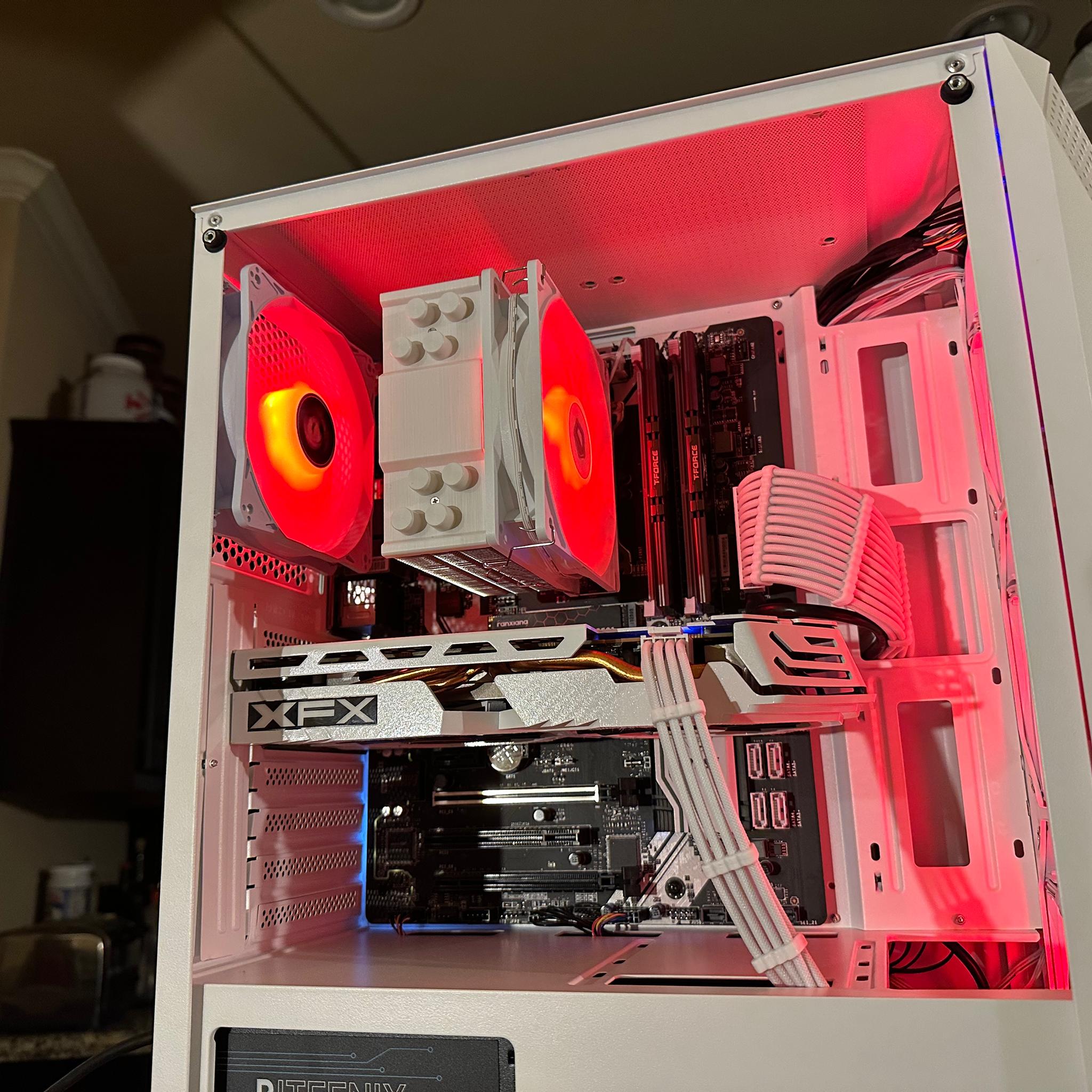 RGB Gaming PC Intel i5-6600k / RX 580 8gb / 16gb Ram