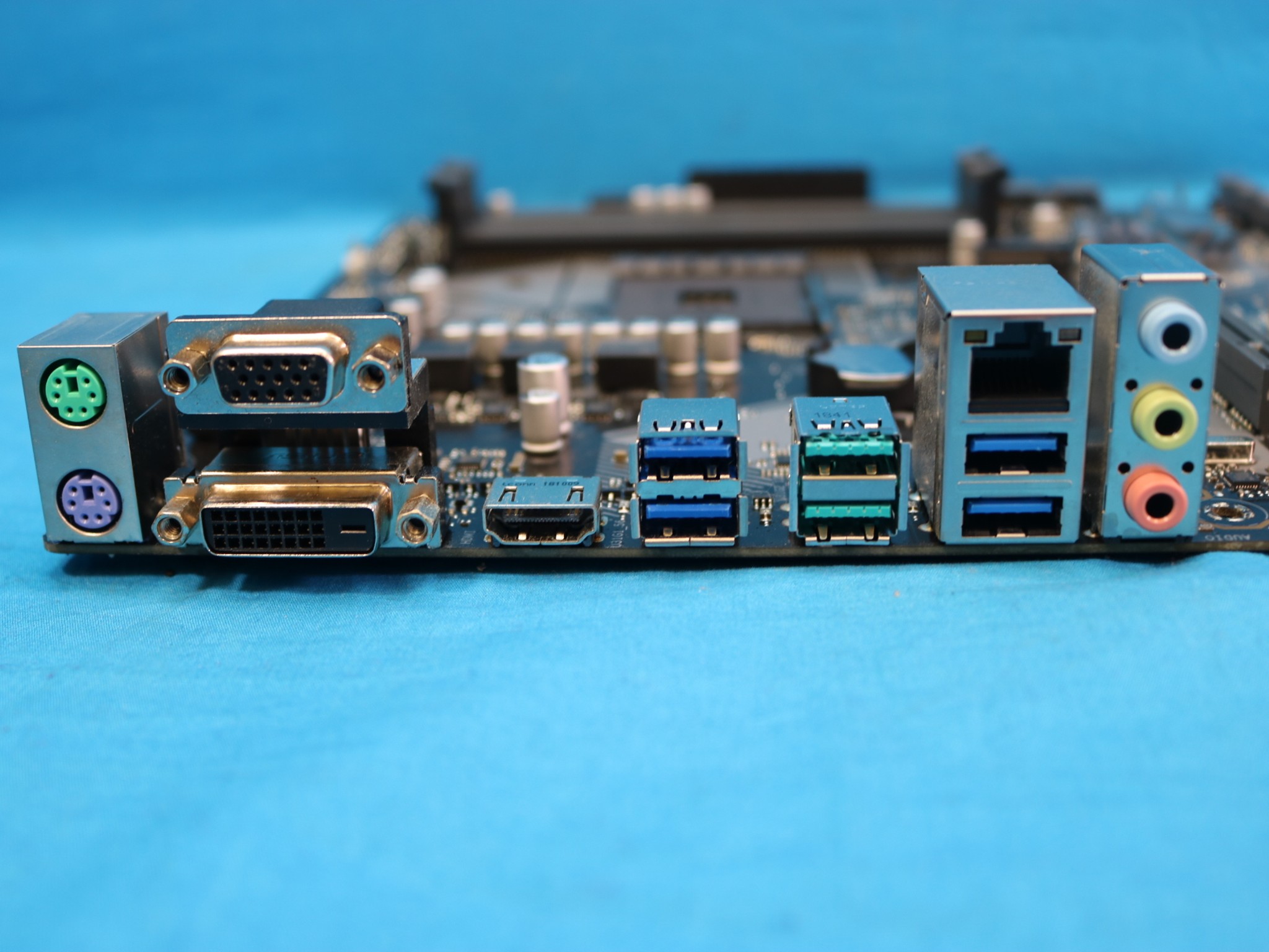 *Newest BIOS* ASUS Prime B450M-A AMD Socket AM4 DDR4 MicroATX Motherboard No I/O - 4096334505