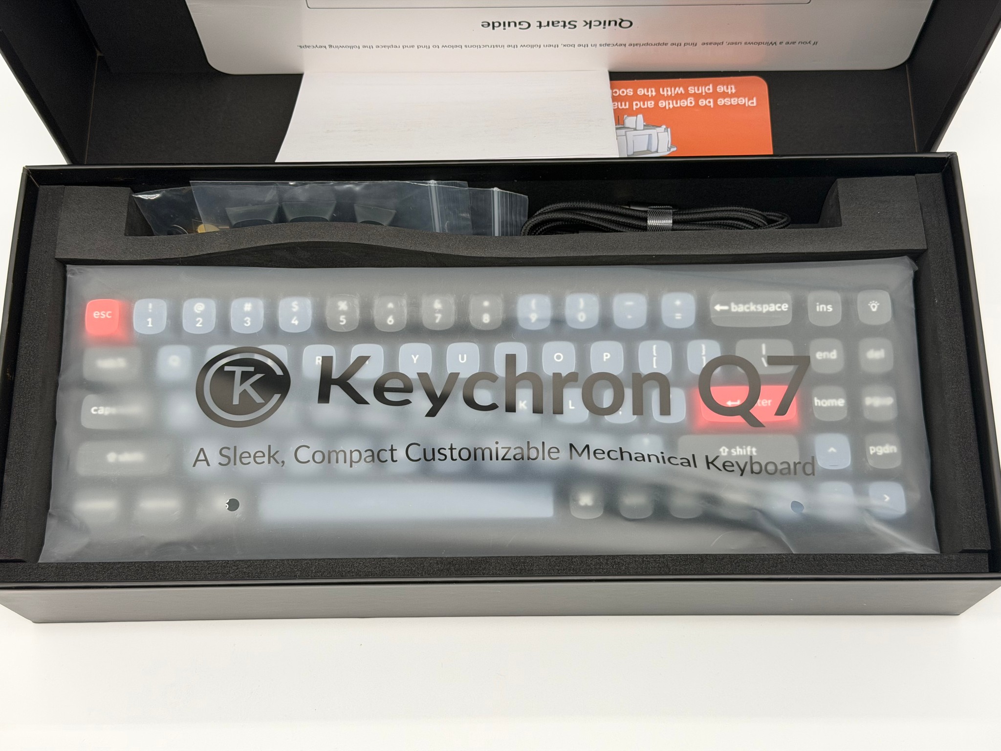 Keychron Q7 QMK Mechanical Keyboard Gateron G Pro Blue/Carbon Black