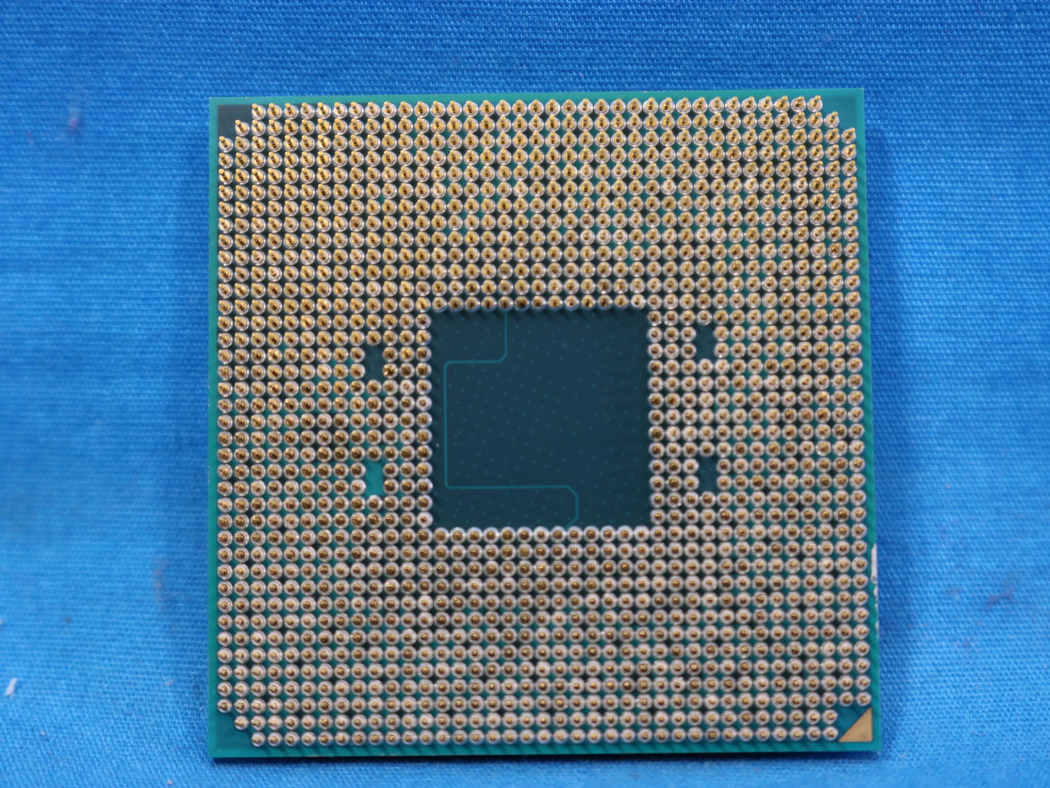 AMD Ryzen 5 3400G 3.70GHz Socket AM4 Quad-Core 4MB Desktop CPU - 4096477896