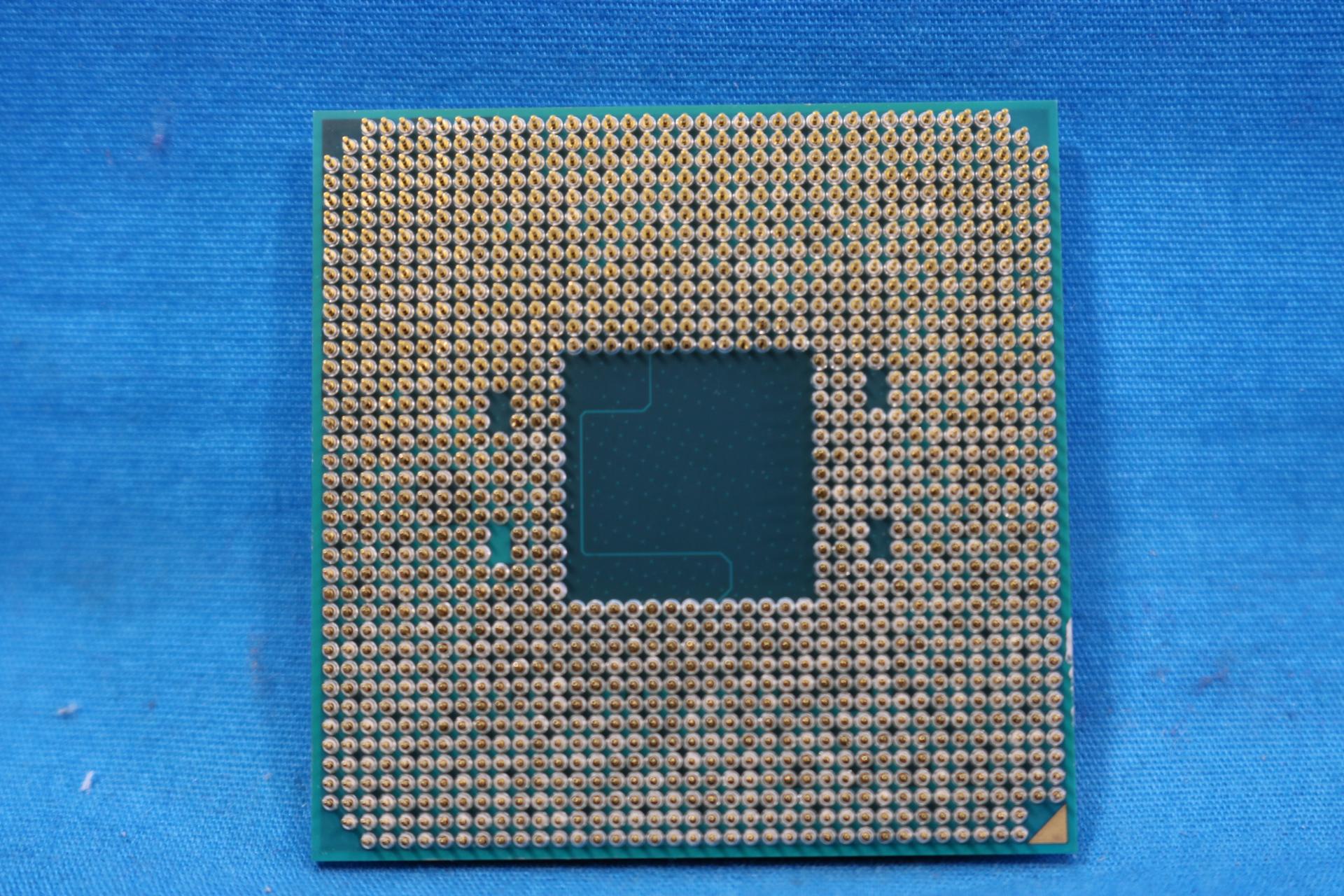 AMD Ryzen 5 3400G 3.70GHz Socket AM4 Quad-Core 4MB Desktop CPU - 4096477896