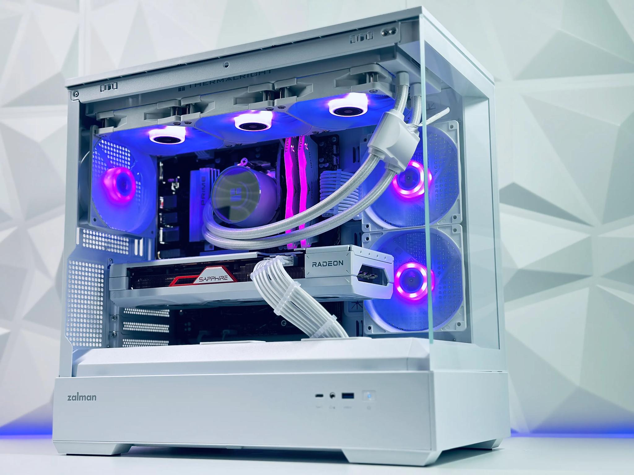 ✨🎁🎄🐻‍❄️ 🧊 Polar Bear  Gaming PC❄️AMD RX 7800 XT 16GB❄️AMD Ryzen 7 7700