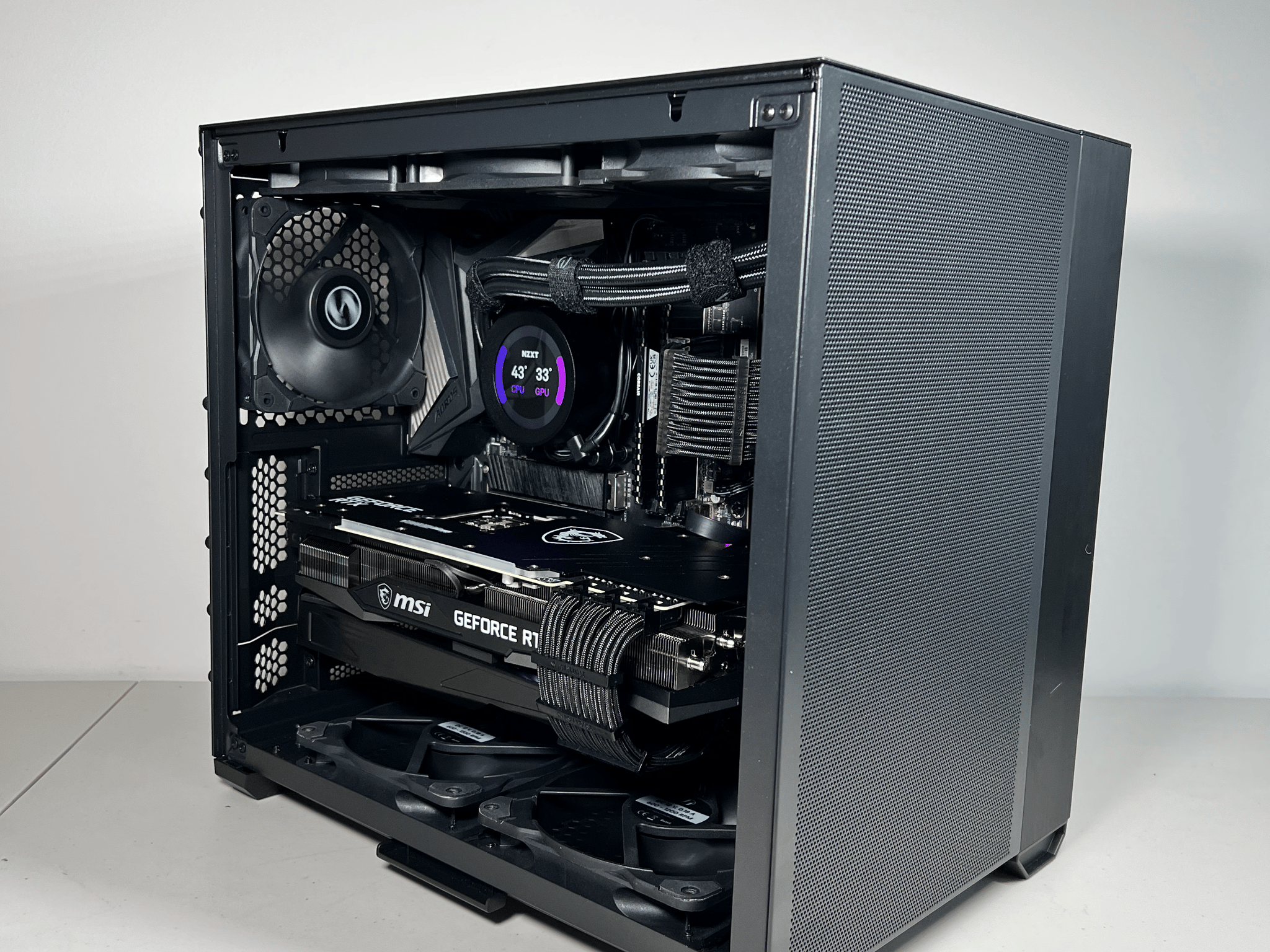 Stealthy - Ryzen 9 5900X | RTX 3090 Gaming PC