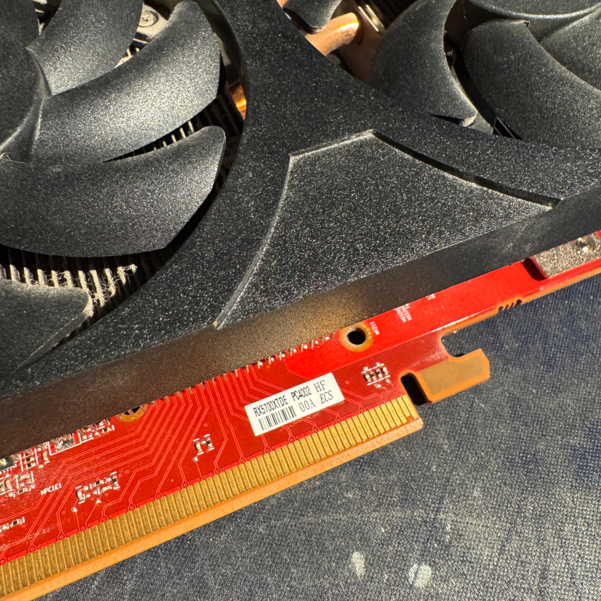 AMD RX 5700 xt 8 gb