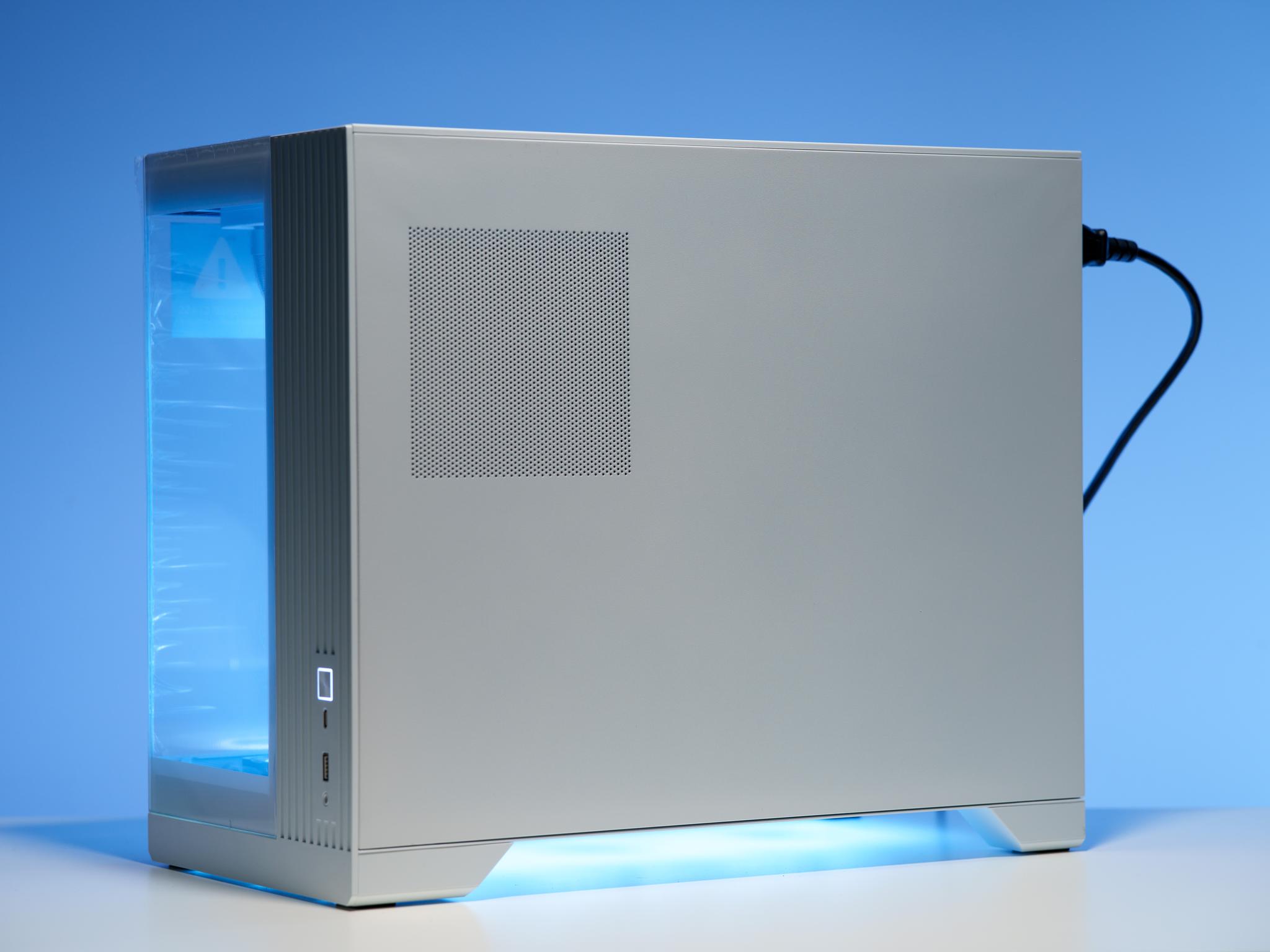 White Gaming PC | Ryzen 7600X3D + RTX 4070 Ti Super | 32GB DDR5 | 2TB m.2 drive