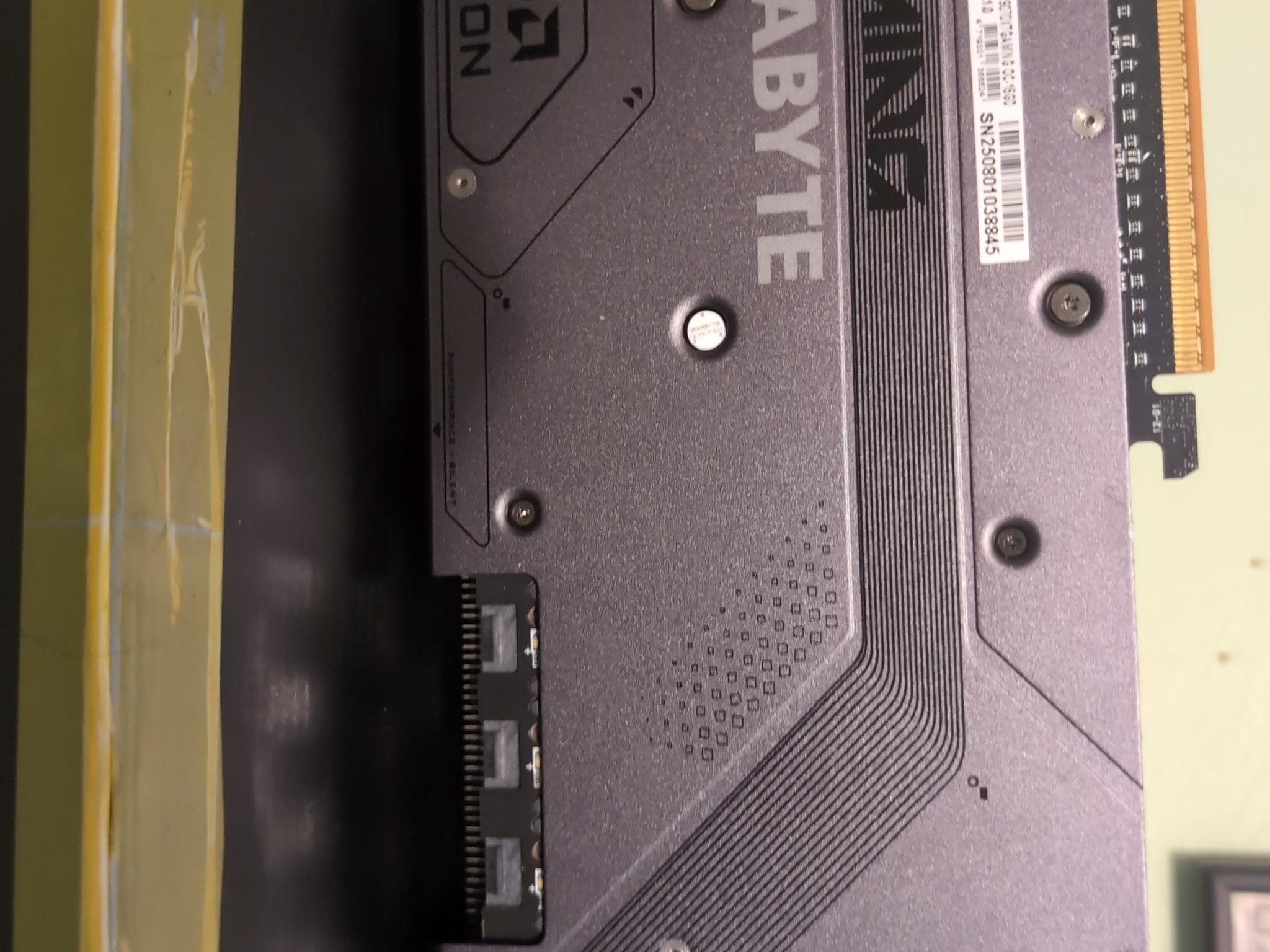 GIGABYTE RX 9070 XT GAMING OC 16G
