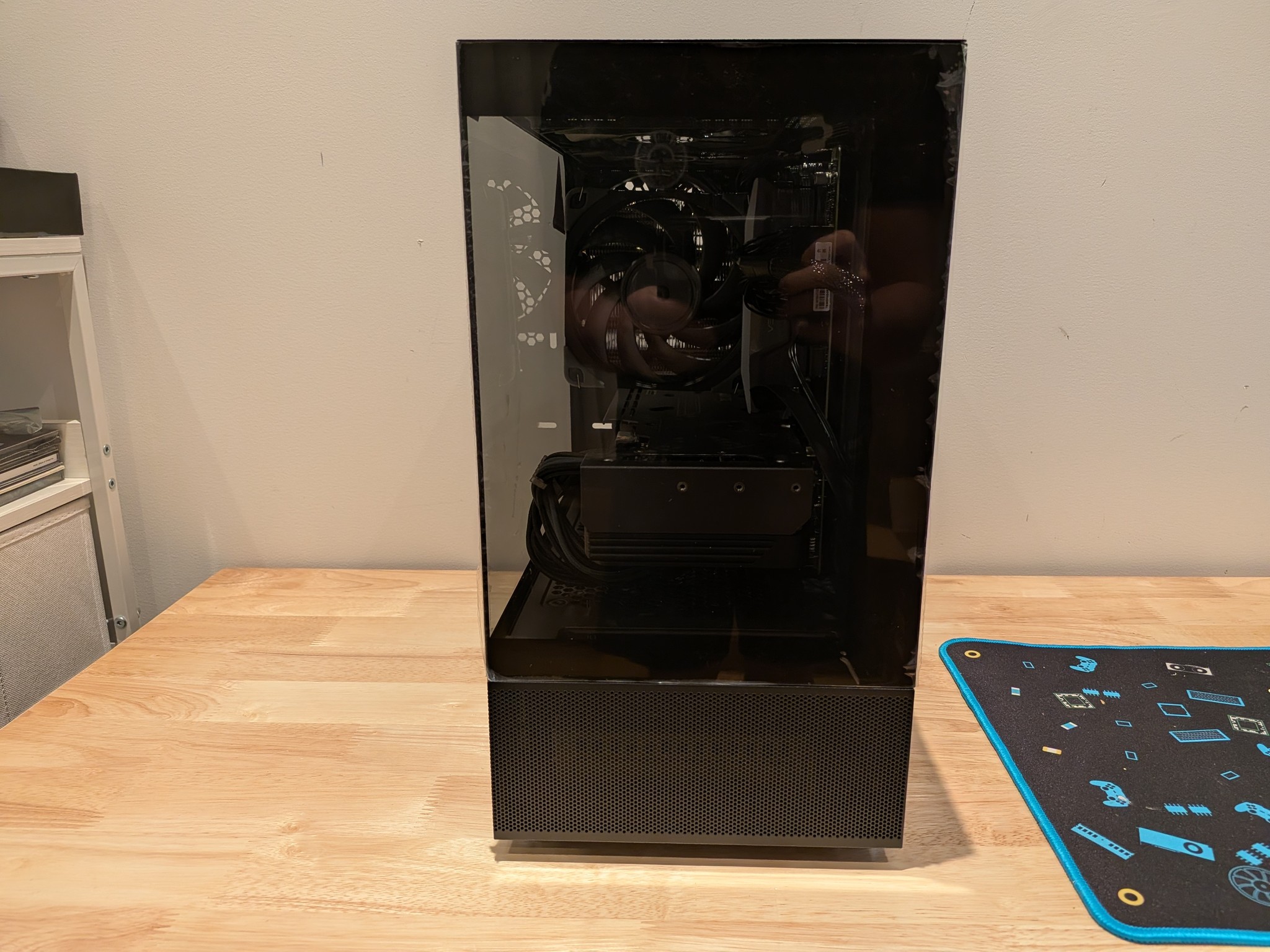 1440p Slayer - AMD Radeon RX 7800 XT, Intel Core Ultra 5 235, 32 GB DDR5 RAM, 1 TB NVME, RGB