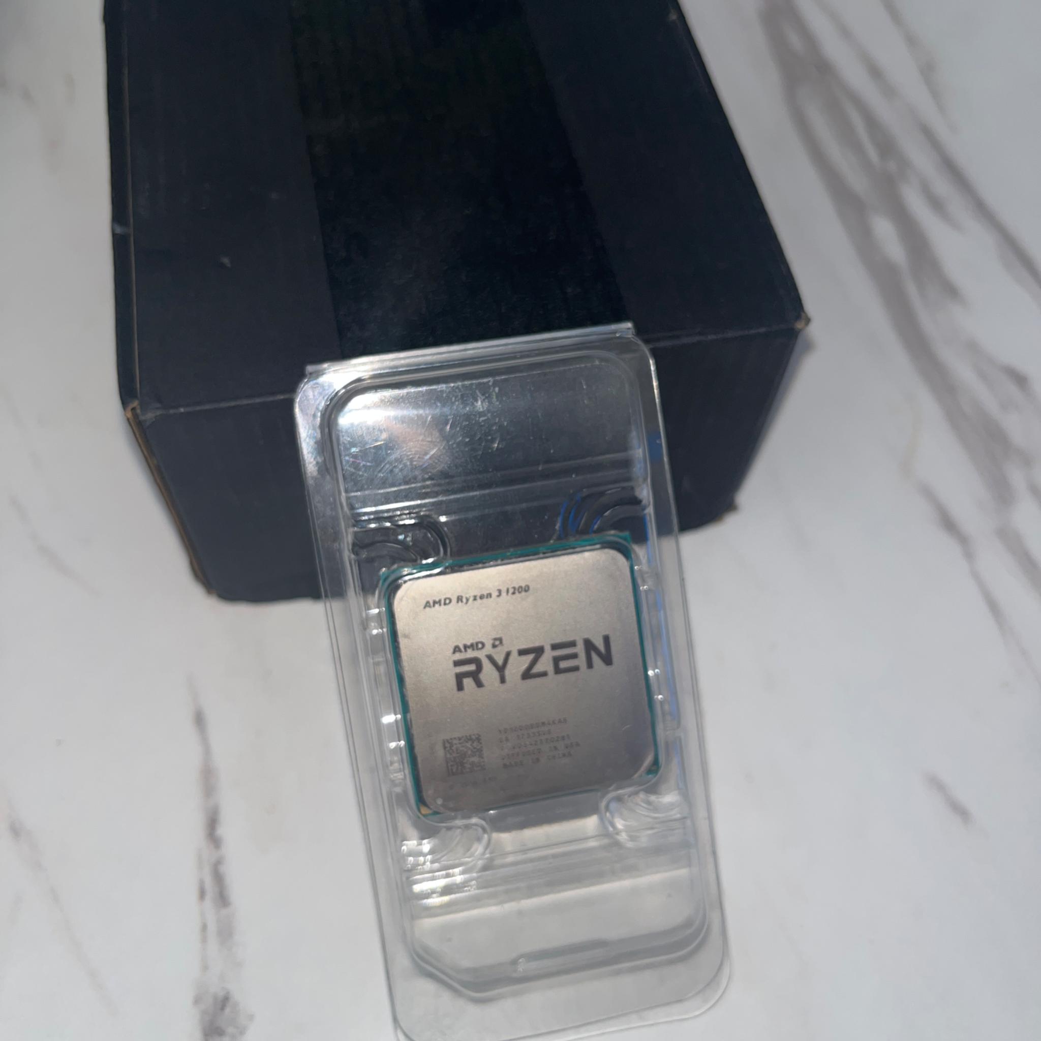 AMD RYZEN 3 1200