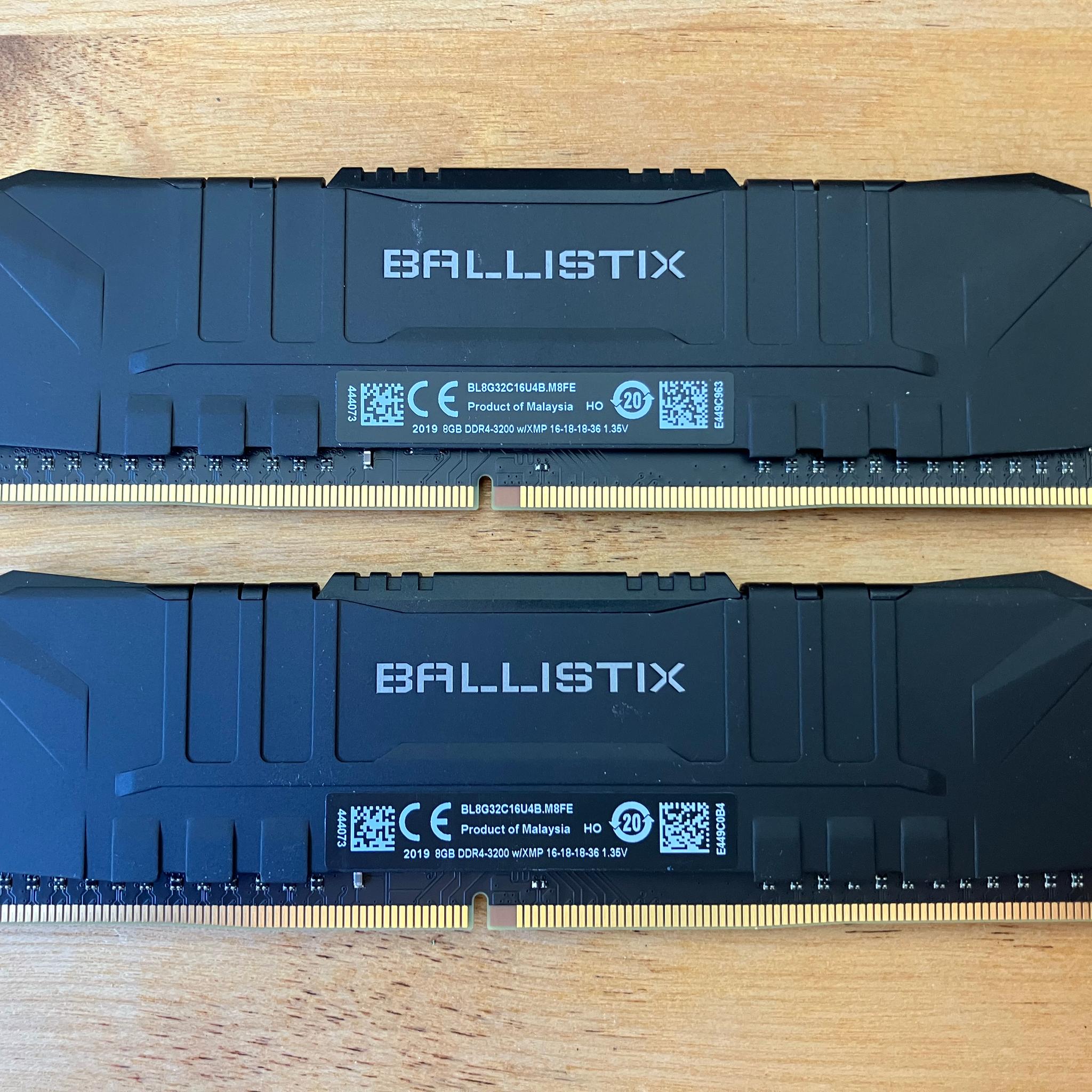 Crucial Ballistix RAM 16GB DDR4-3200 (2x8GB)