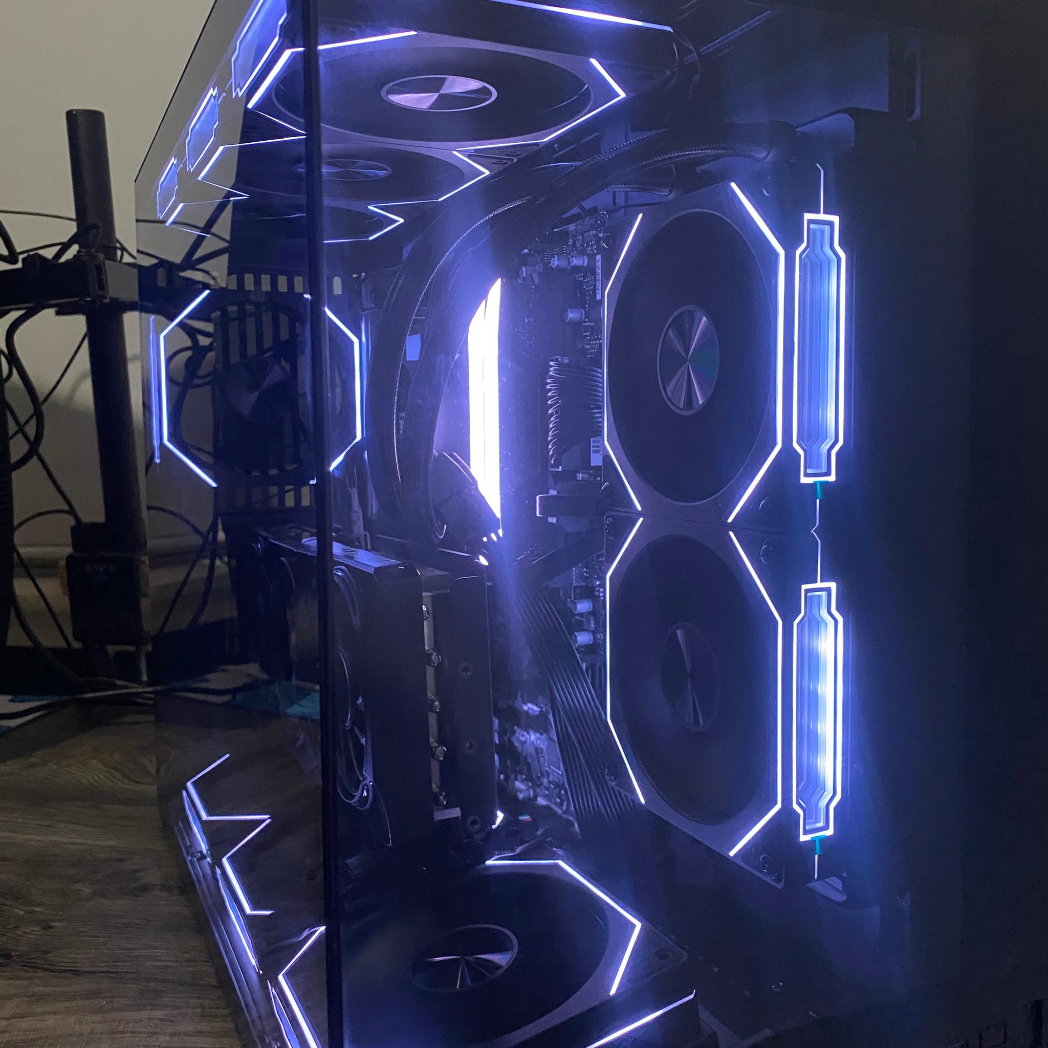 Gaming Pc-RTX 5070| Ryzen 5 9600x | 32gb DDR5 RAM| 1TB SSD
