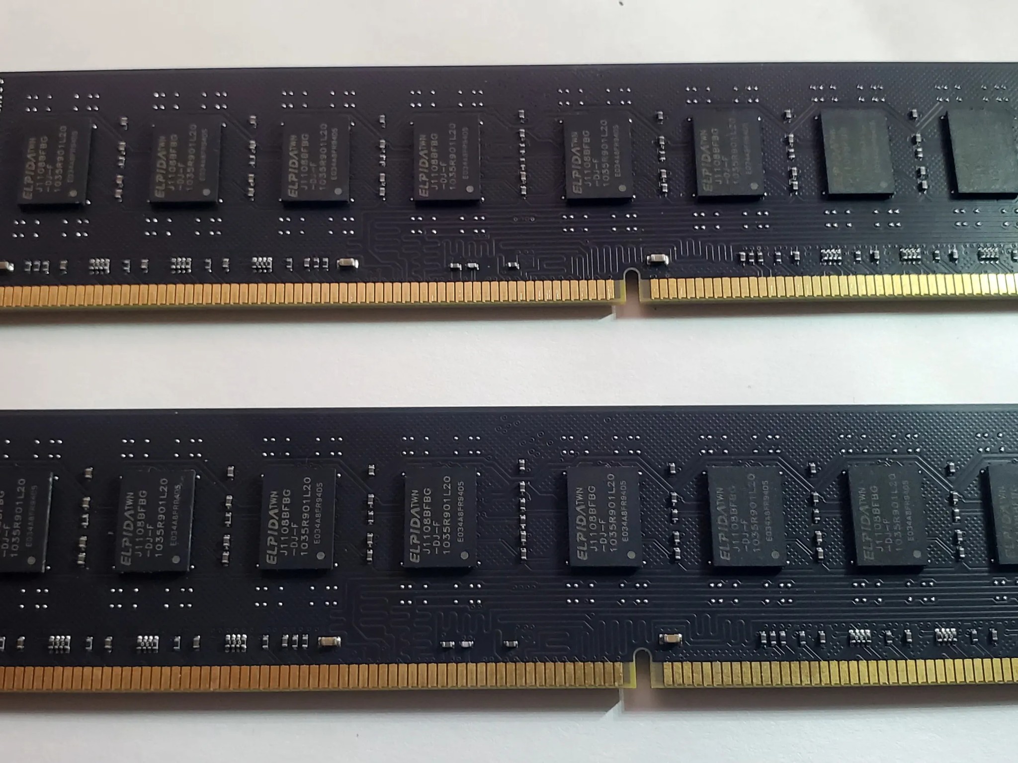 G. Skill 4GB (2x2GB) GDDR3 1333MHz PC3-10666 CL9 Plug and Play RAM