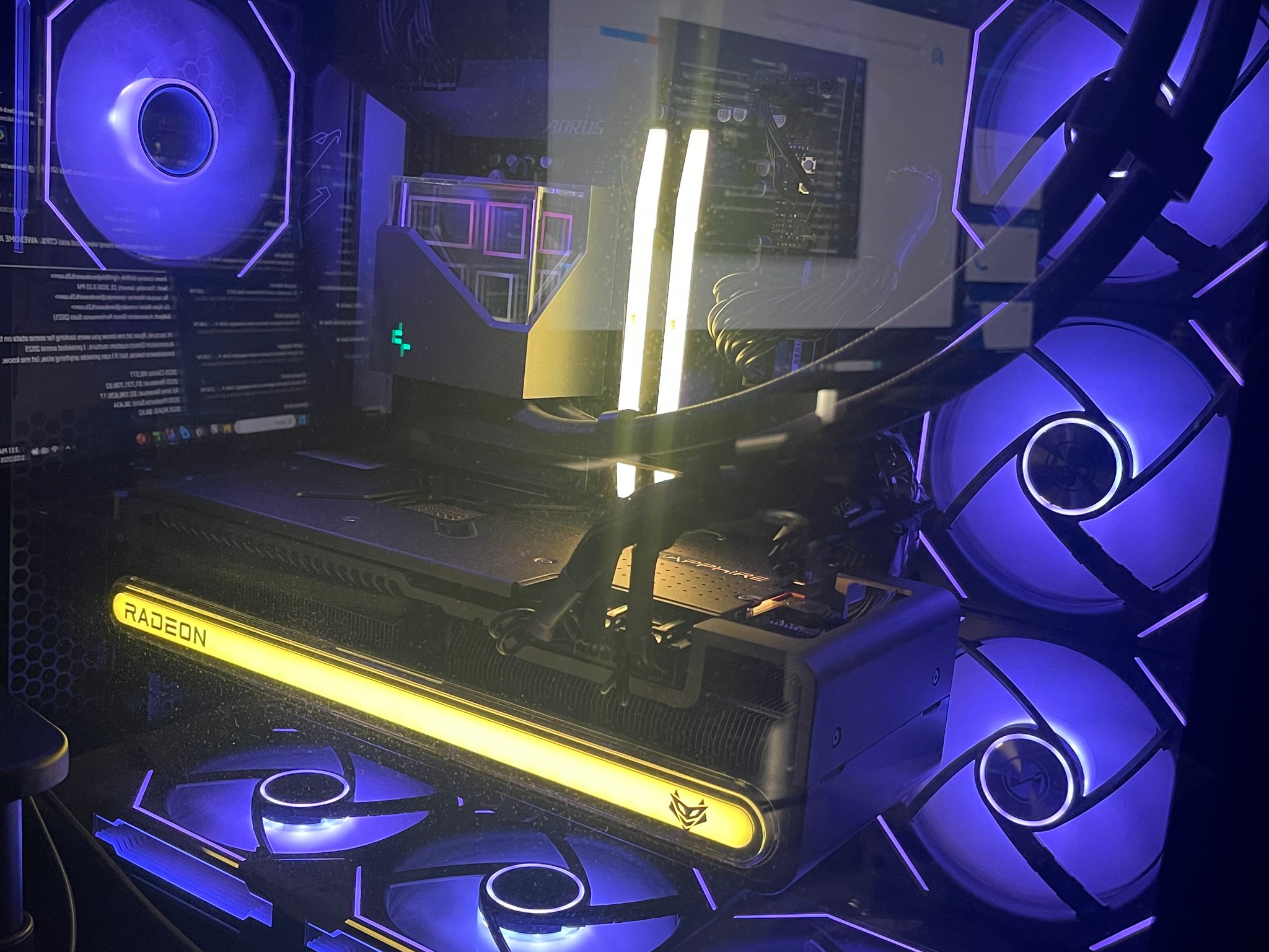 7900 XTX Sapphire Nitro+ (1 owner)