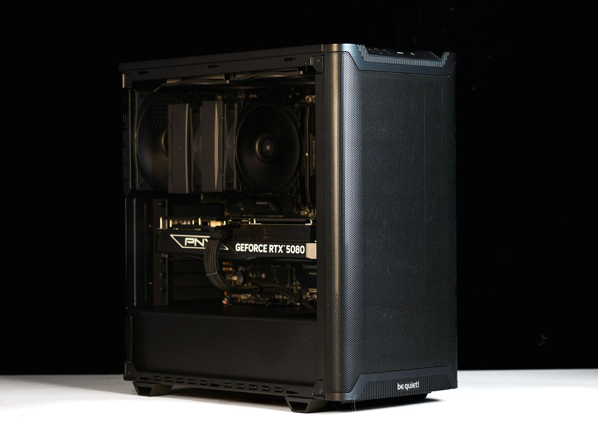 Graphite | 32 dBA | High end Gaming PC | RTX 5080 | Ryzen 9700X | 64GB DDR5 | 4TB NVMe |