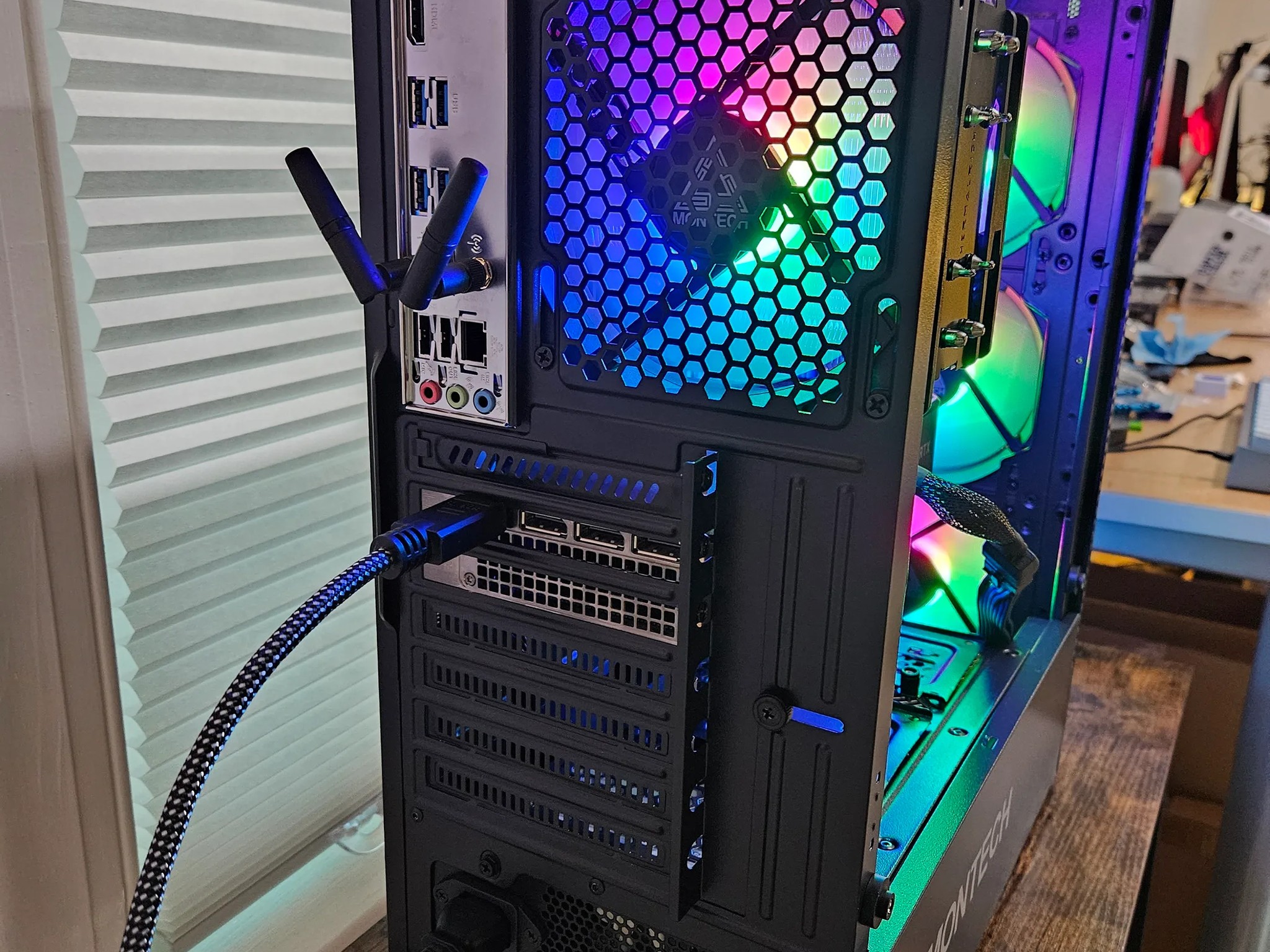 JT-3 | Ryzen 5 3600 | RTX 3070 | 16GB RAM | 1TB SSD | Wi-Fi | Windows