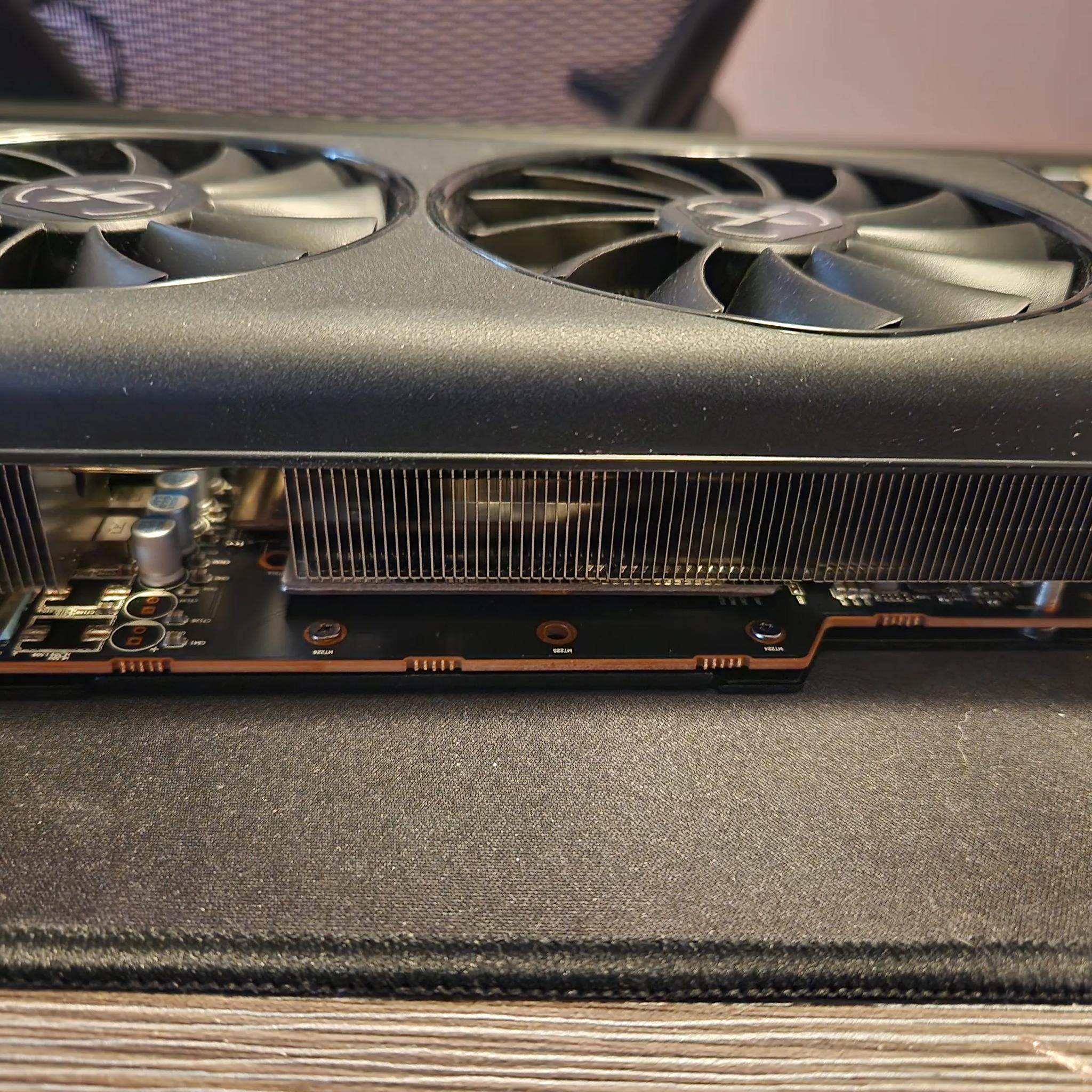 Radeon RX 6800 - XFX Speedster SWFT319 - Lightly Used - Card Only