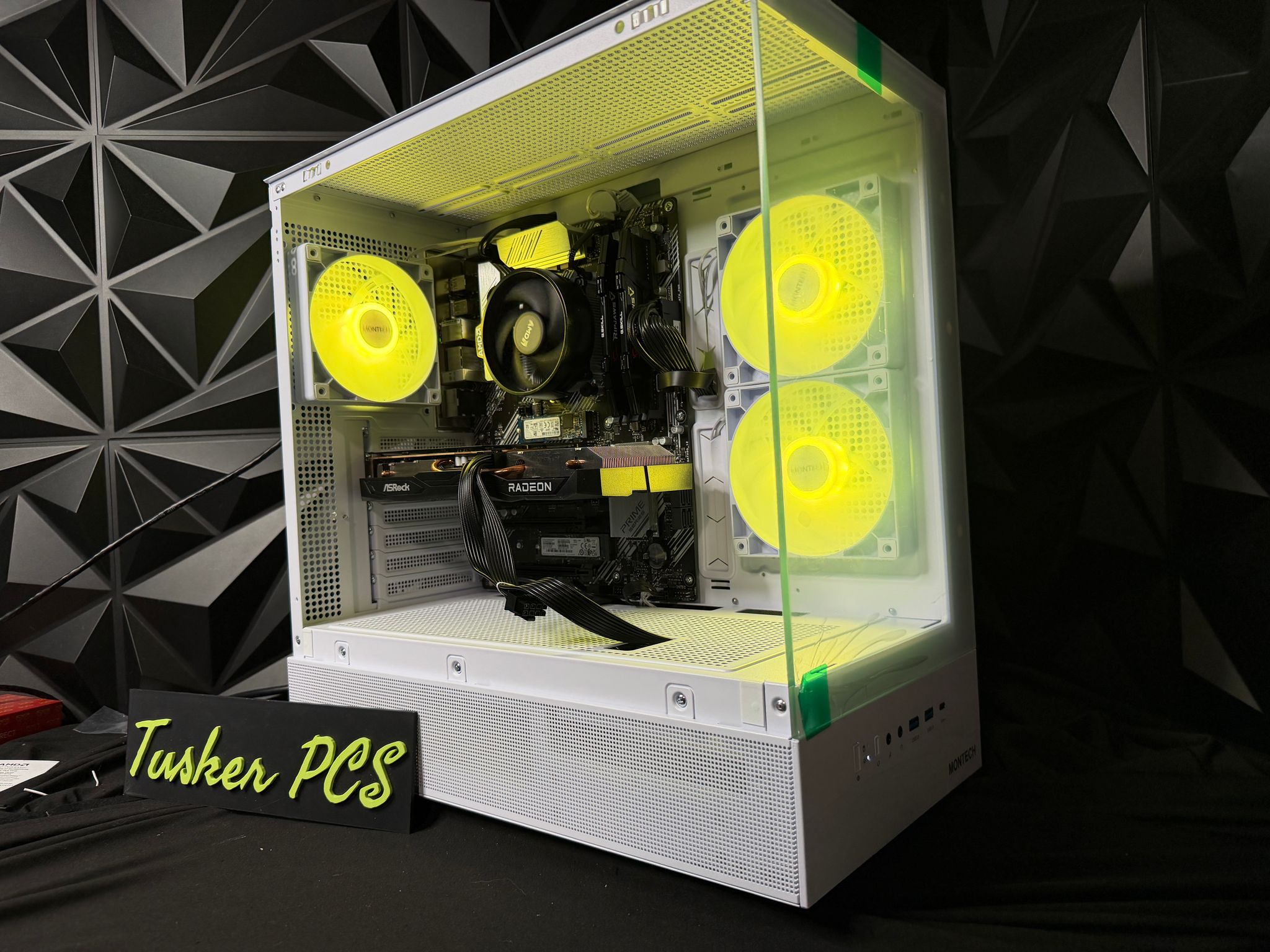 💥💸 THE BUDGET BANGER 💸💥 Ryzen 5 5500| RX 6600| 16 GB DDR4| 500 GB NVMe| 650 Gold PSU