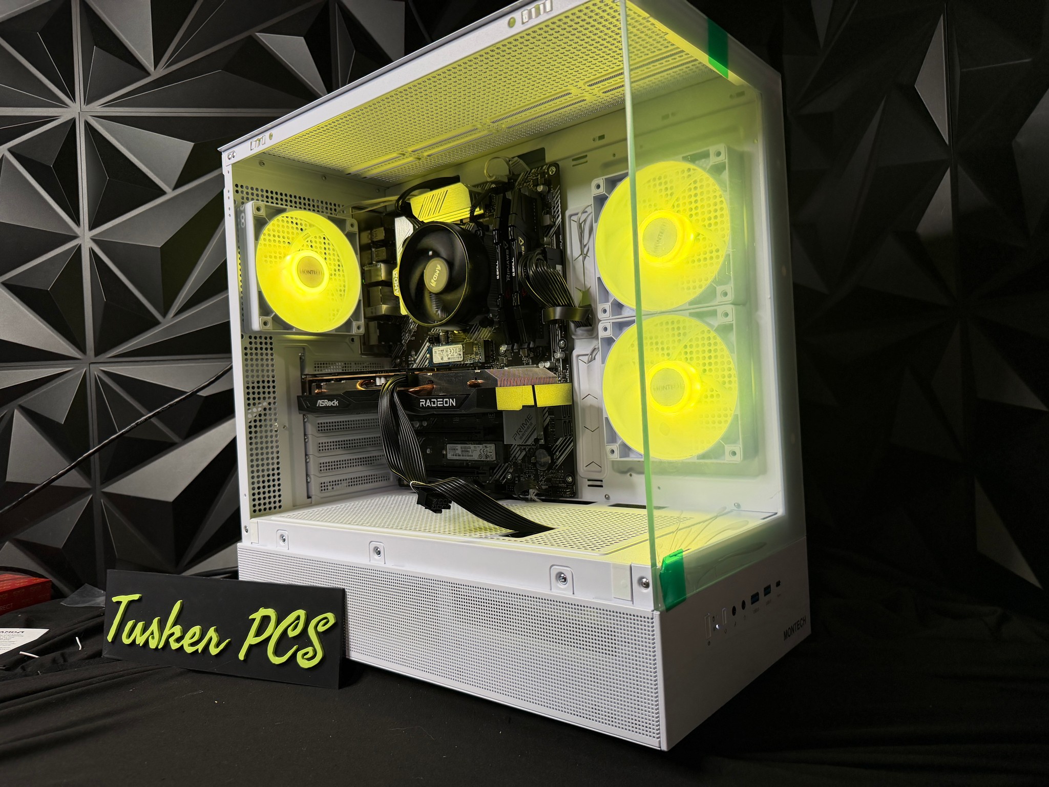 💥💸 THE BUDGET BANGER 💸💥 Ryzen 5 5500| RX 6600| 16 GB DDR4| 500 GB NVMe| 650 Gold PSU