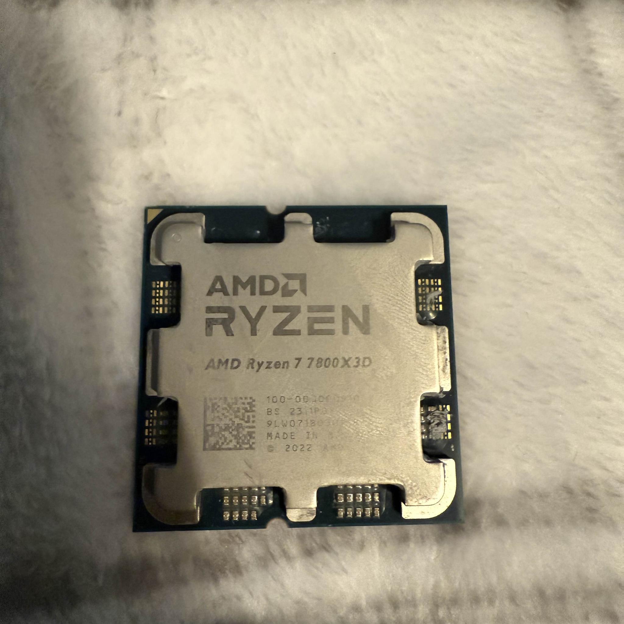 AMD Ryzen 7 7800X3D