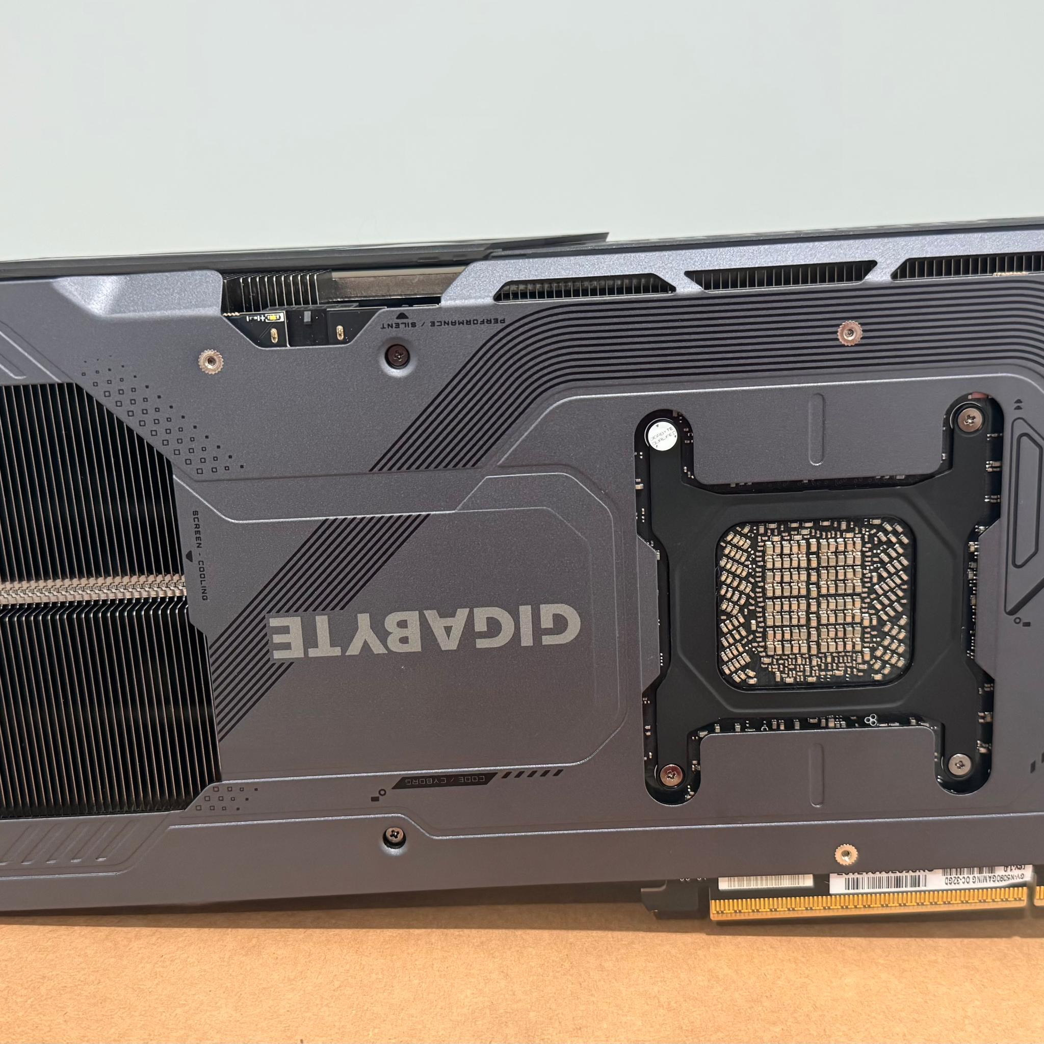 GIGABYTE GeForce RTX 5090 GAMING OC 32G