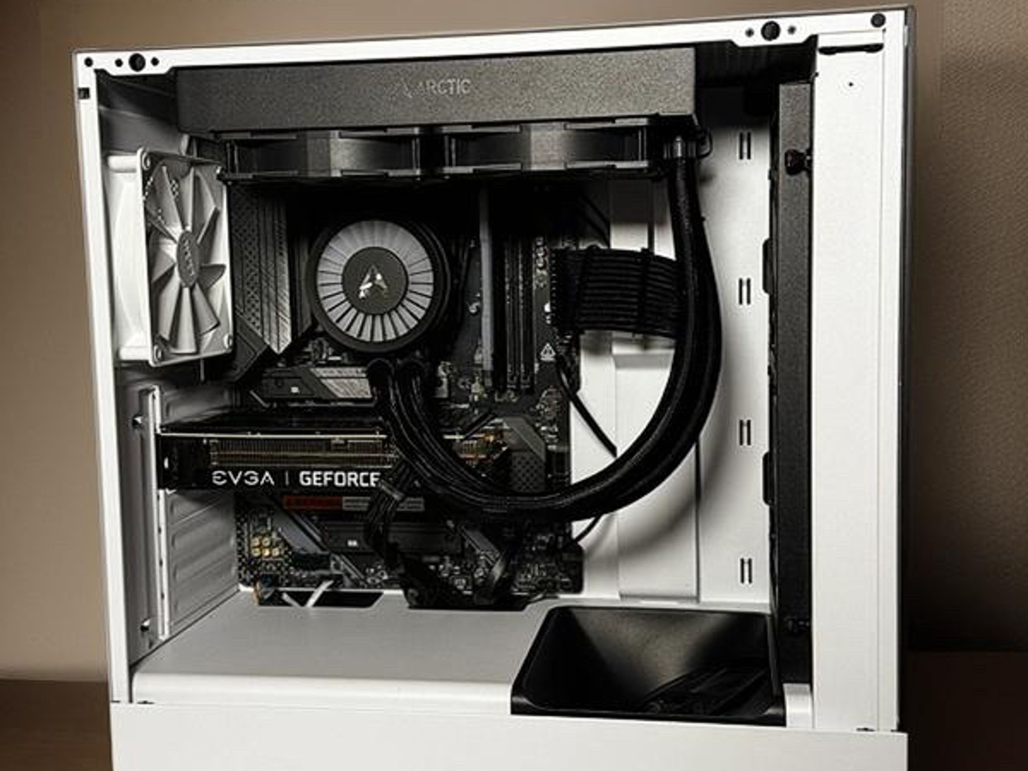 🥛OREO BEAST⚫| R7 5800X3D | NVIDIA 3060 | 1TB SSD | 32GB DDR4 | WIN 11 | BT/WIFI
