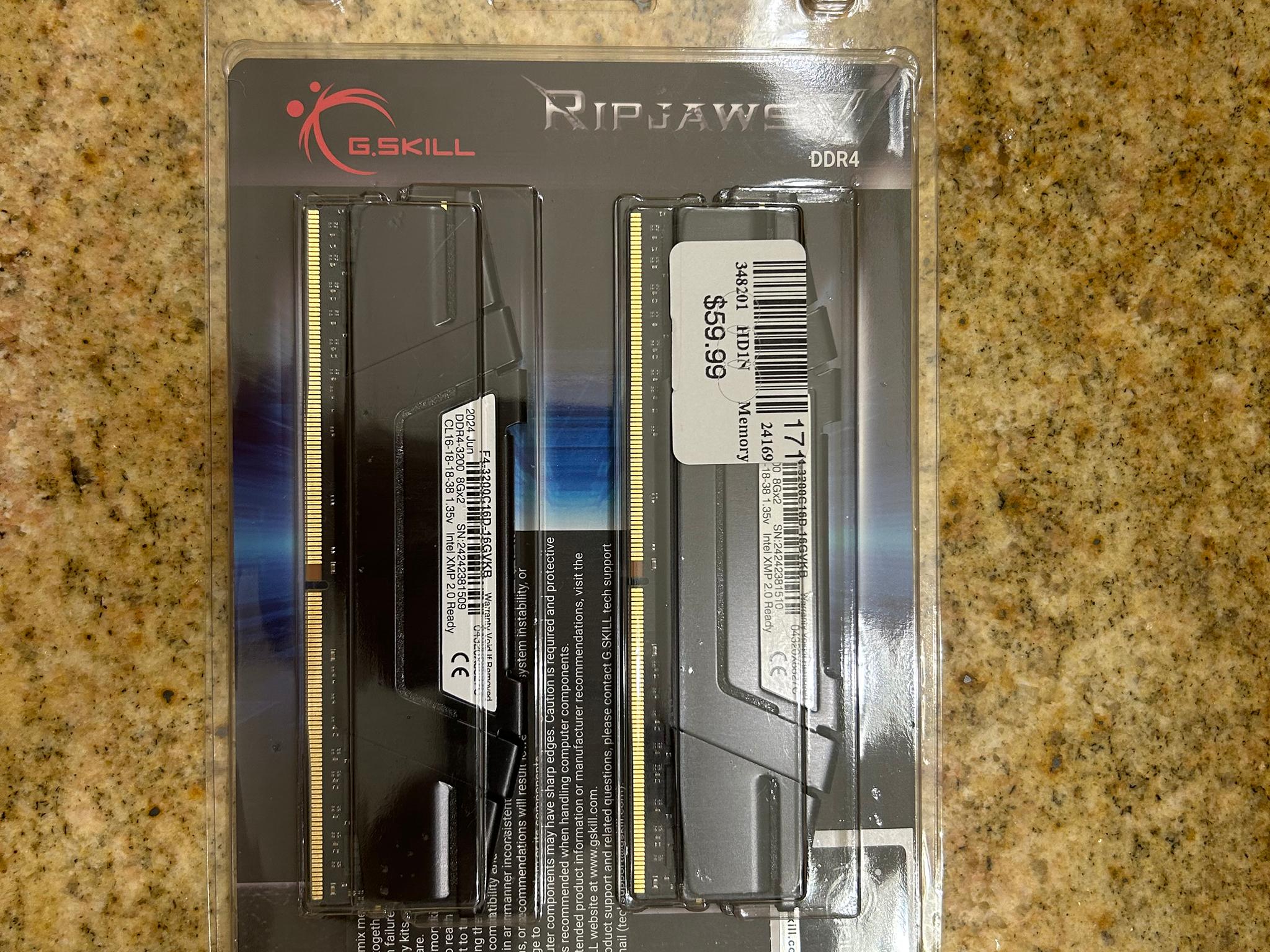 G.Skill Ripjaws V 16 GB DDR4–3200 16-18-18-38 1.35V Kit