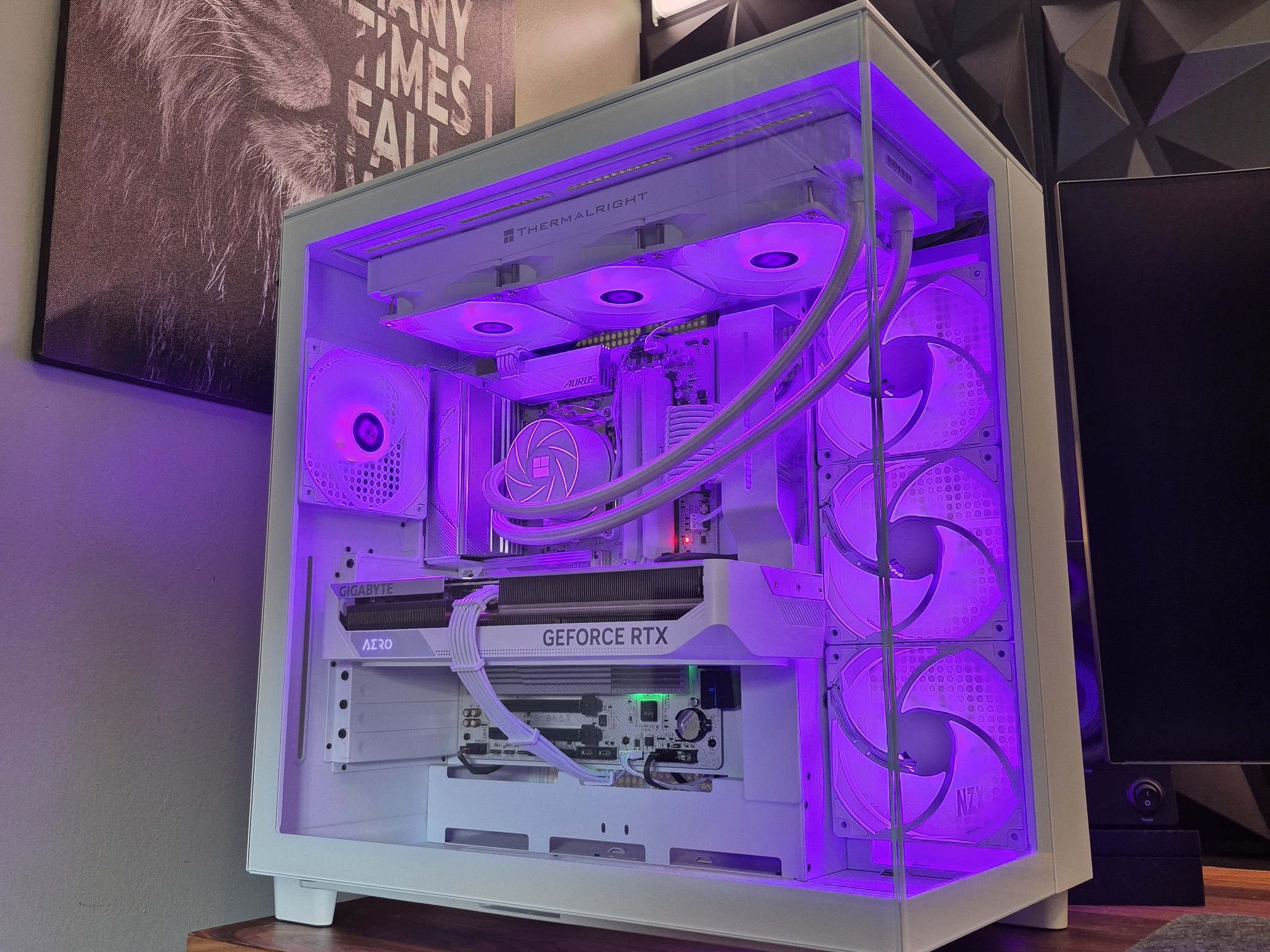 RTX 4070 Ti + RYZEN 5 7600X