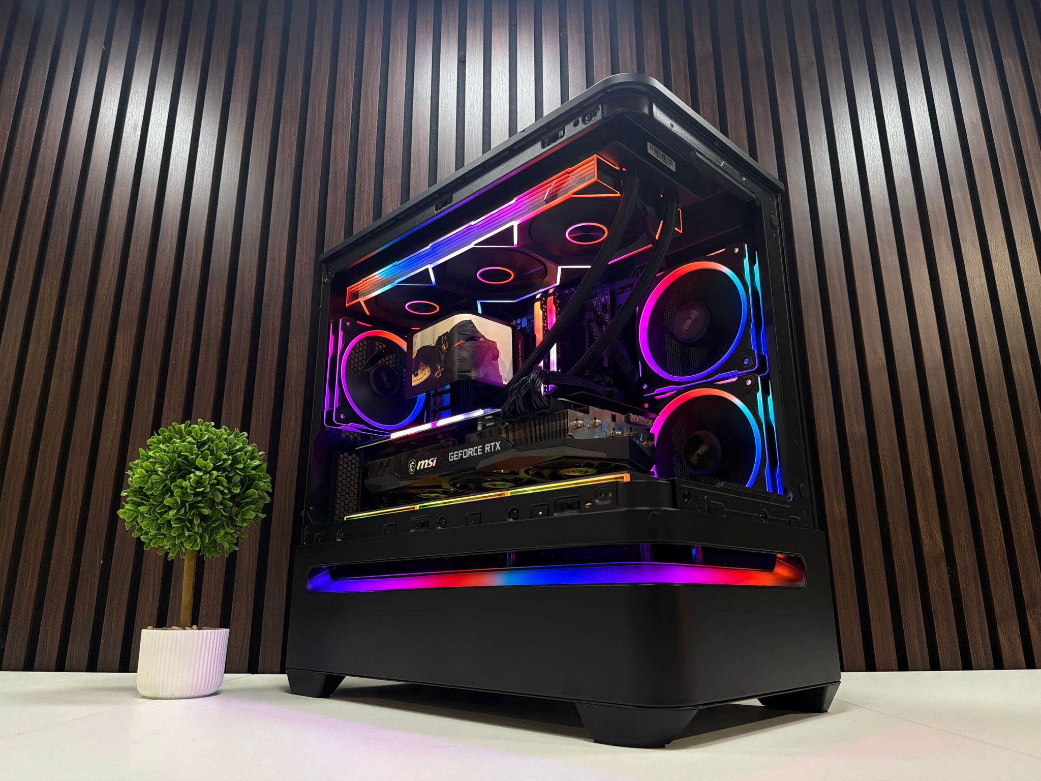 RTX 3080 Ti | Ryzen 7 5800XT | 32GB RAM | 2TB NVMe SSD | 850W PSU