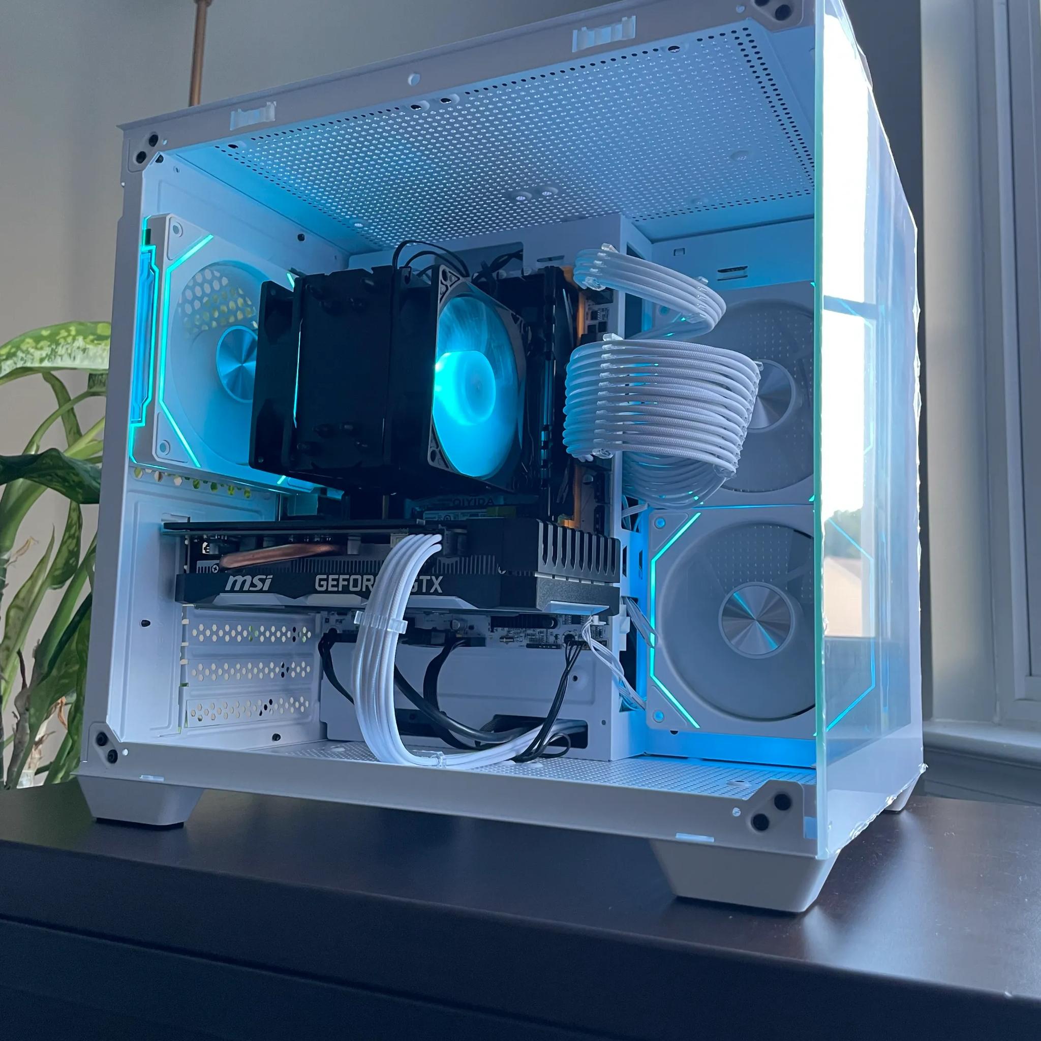🧊❄️| GTX 1660 Super | Intel Xeon 2680-V4 | 32GB DDR4 | 1TB NVMe