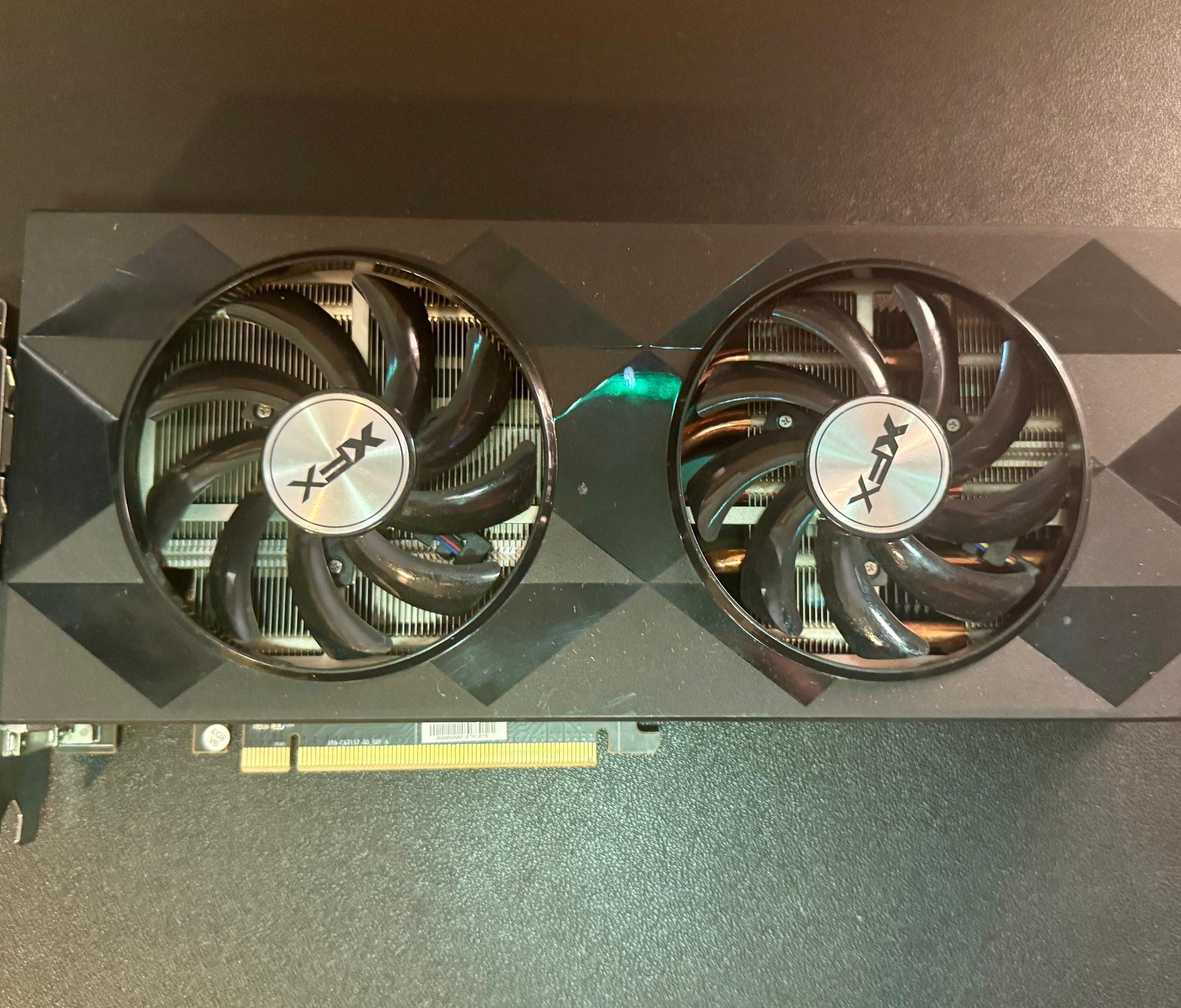 AMD Radeon R9 390 8GB (P-85) – Tested, Works Great