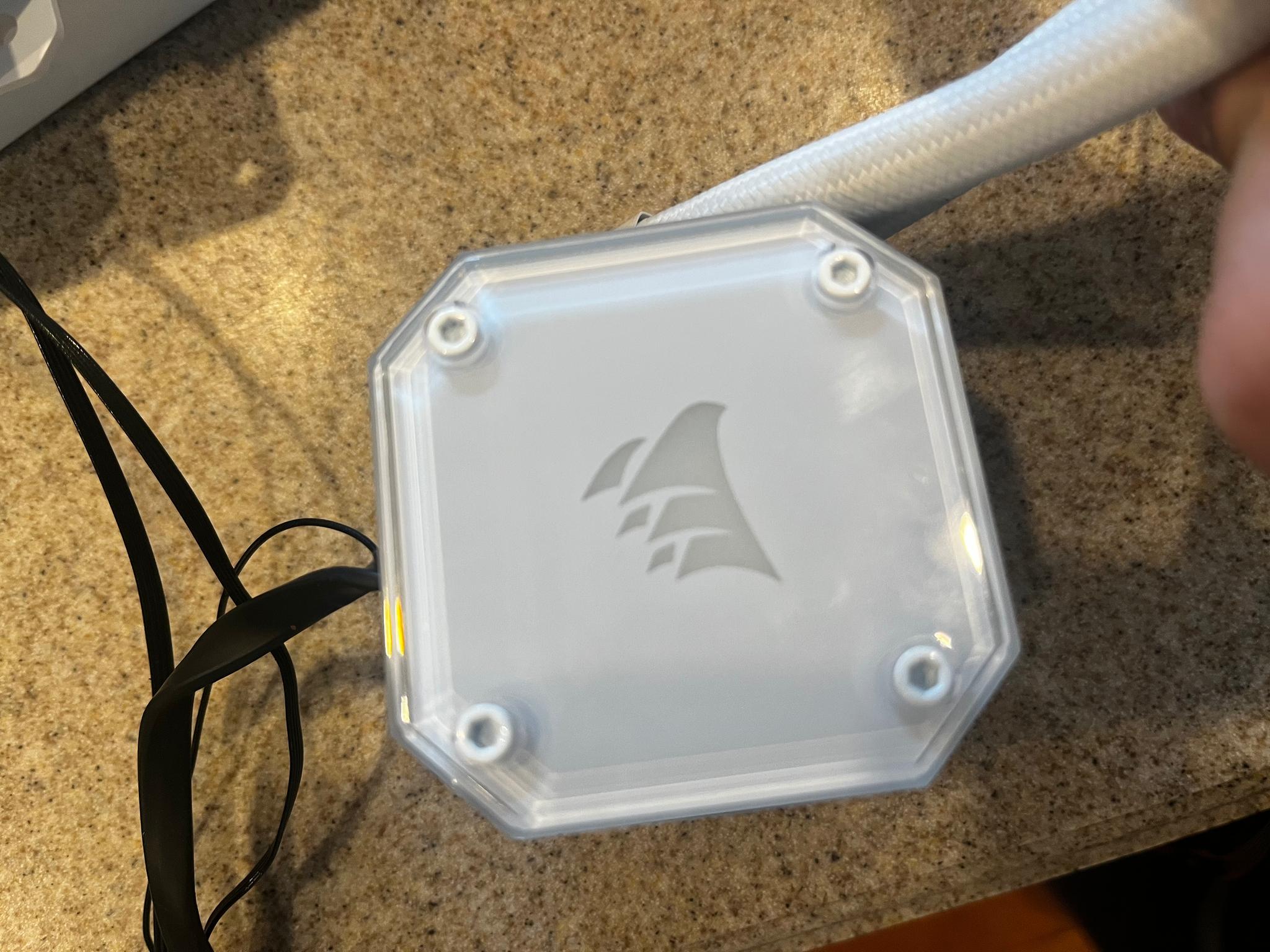 Corsair h100i white