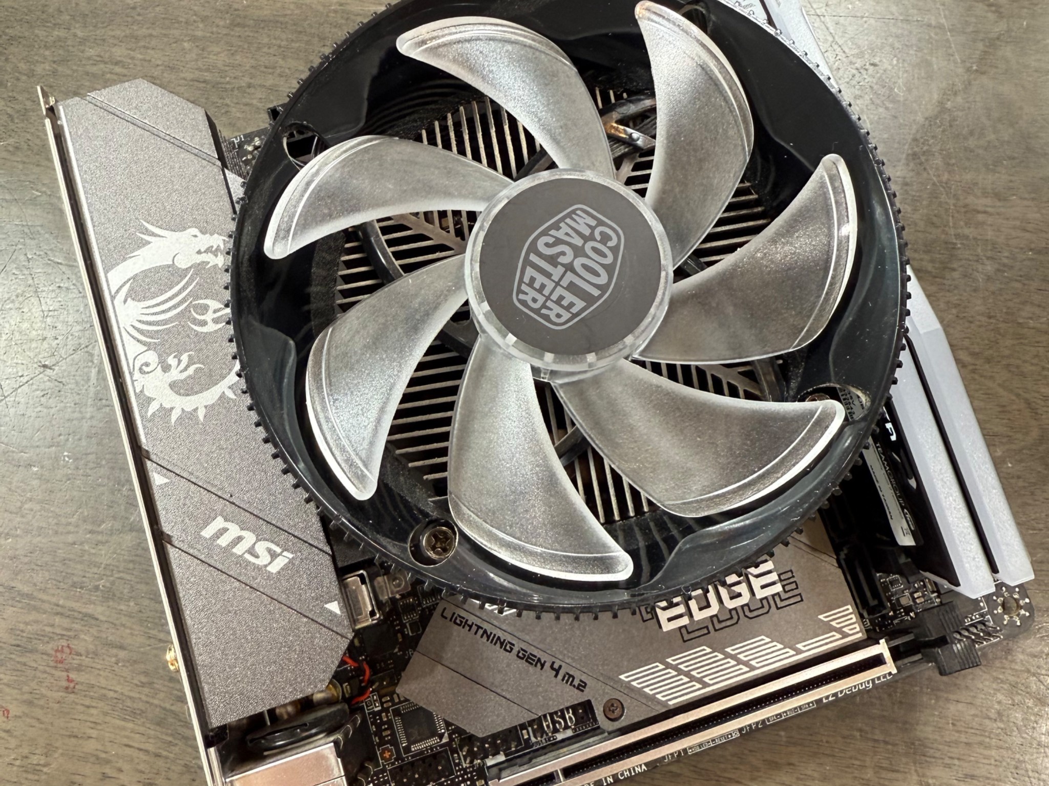MSI Gaming Edge WiFi~i7 10700 w/ cooler~32GB DDR4 RGB