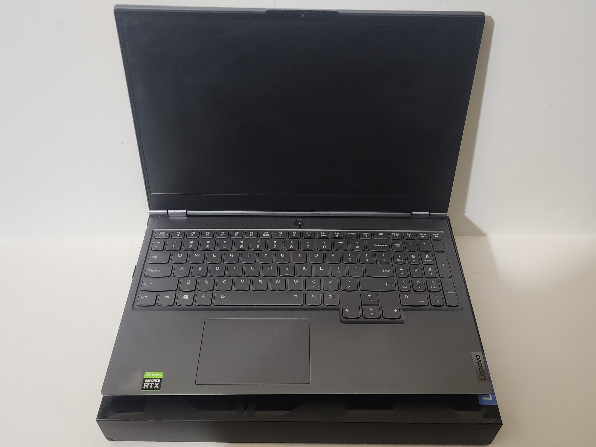 Lenovo Legion 7 15IMH05 RTX 2060