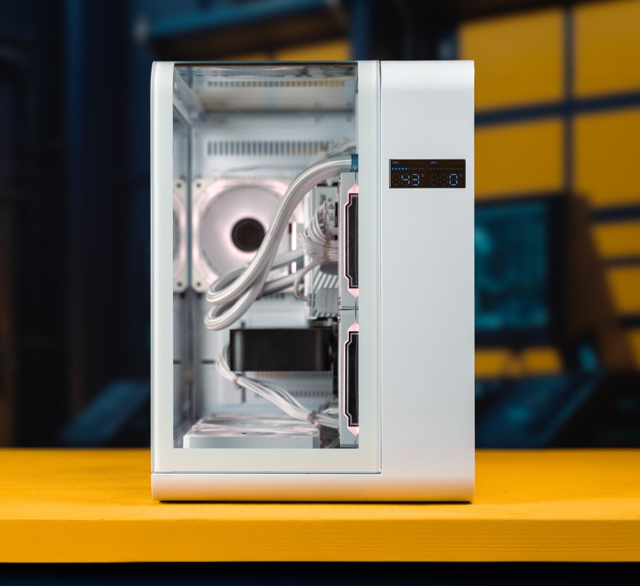 “Lucanyz” RTX 5070 i7 13700F 32GB DDR5 Windows 11 2TB 4K Workstation Gaming PC