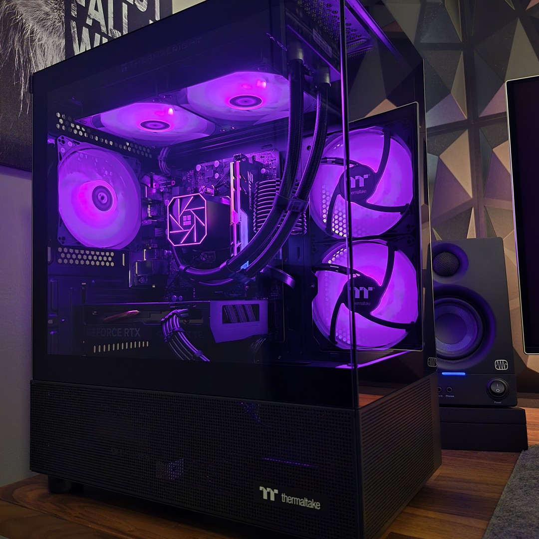 RTX 4060 + RYZEN 5 5600g | Jawa