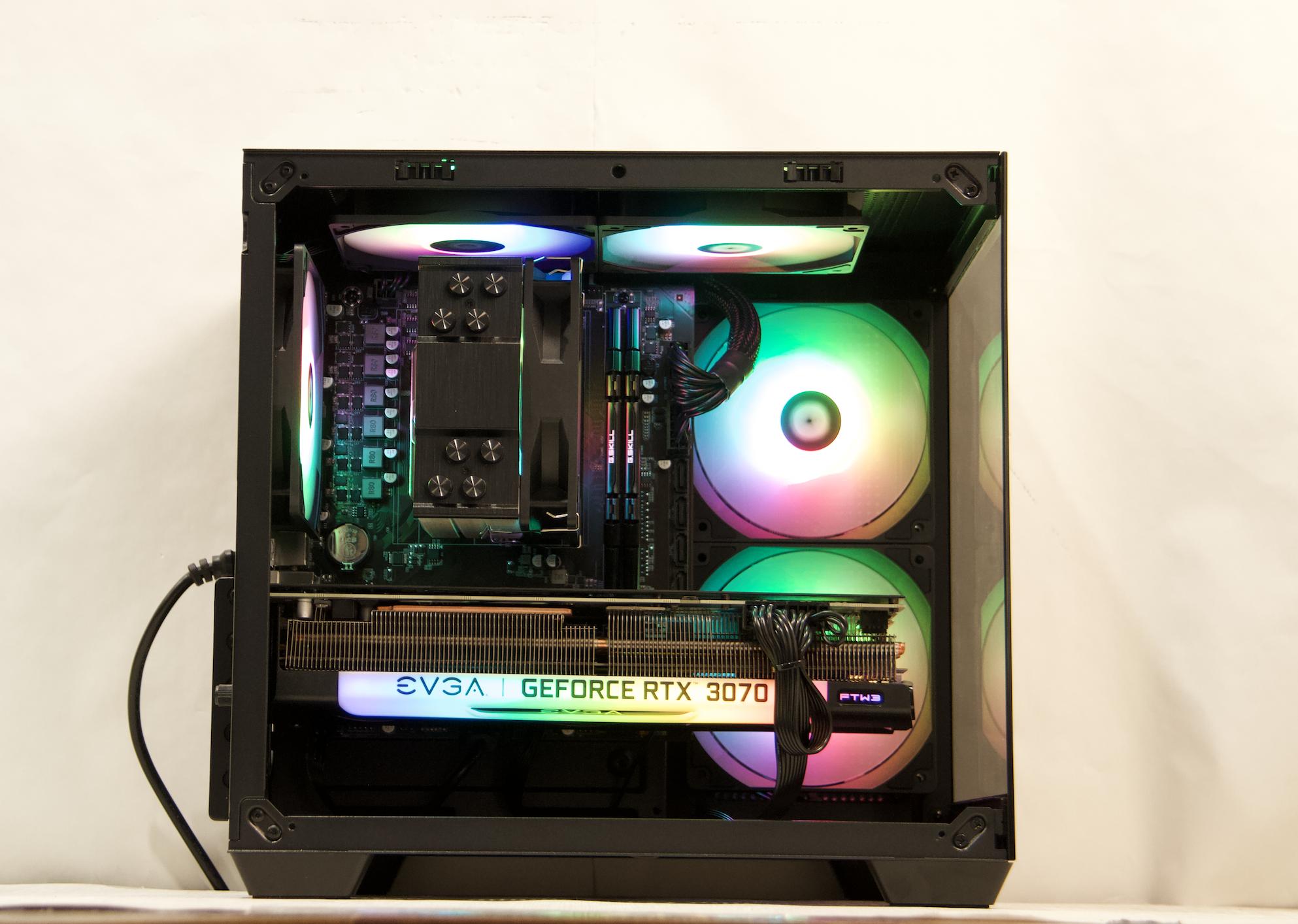 RTX 3070, Ryzen 5 5500, 32GB DDR4, 1TB NVMe SSD, WiFi - Gaming PC