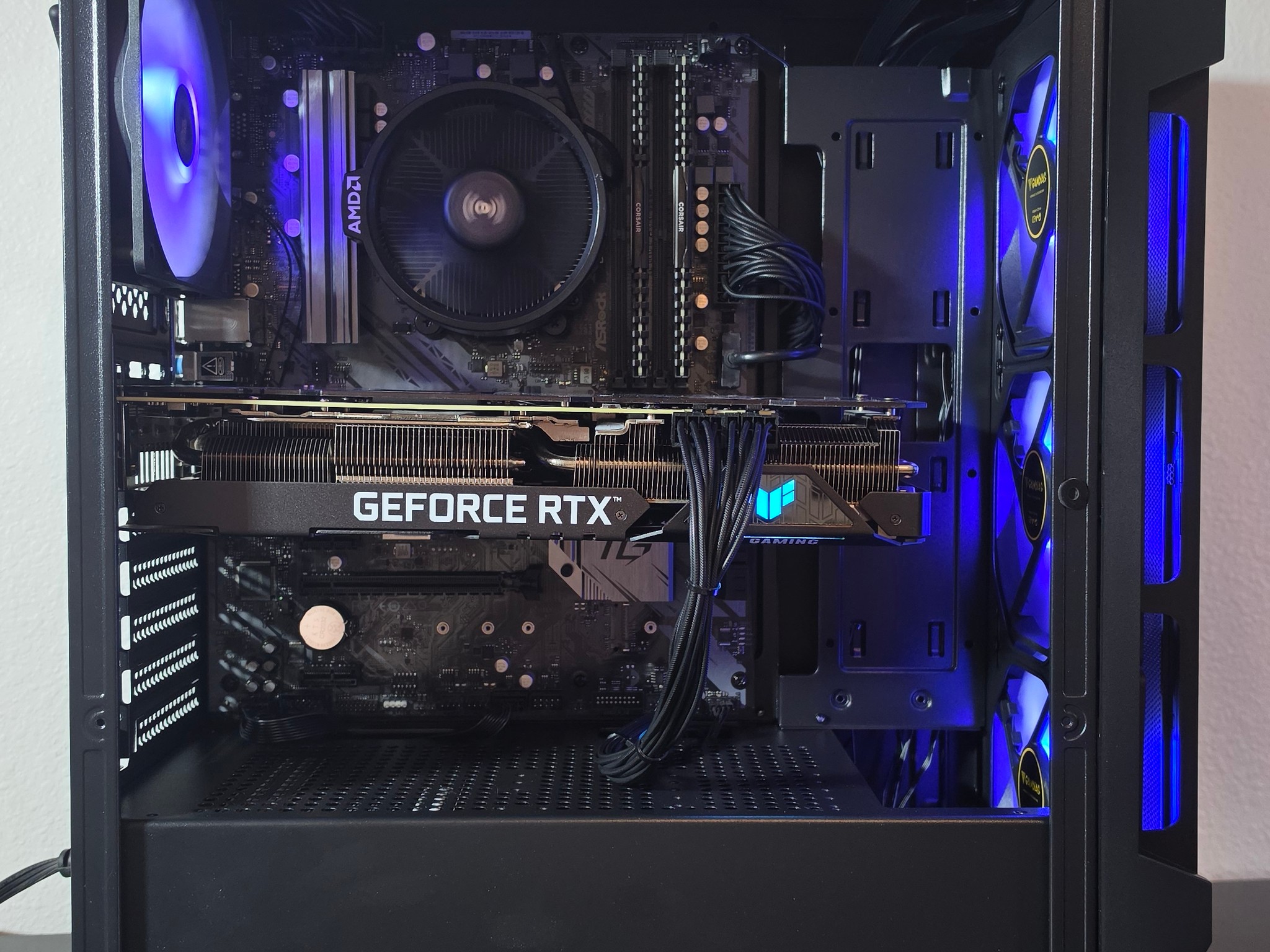 Aura // RTX 3060-ti / Ryzen 5 5600x / 32GB DDR4 / 1TB SSD / Wi-Fi + BT 1080p Gaming PC