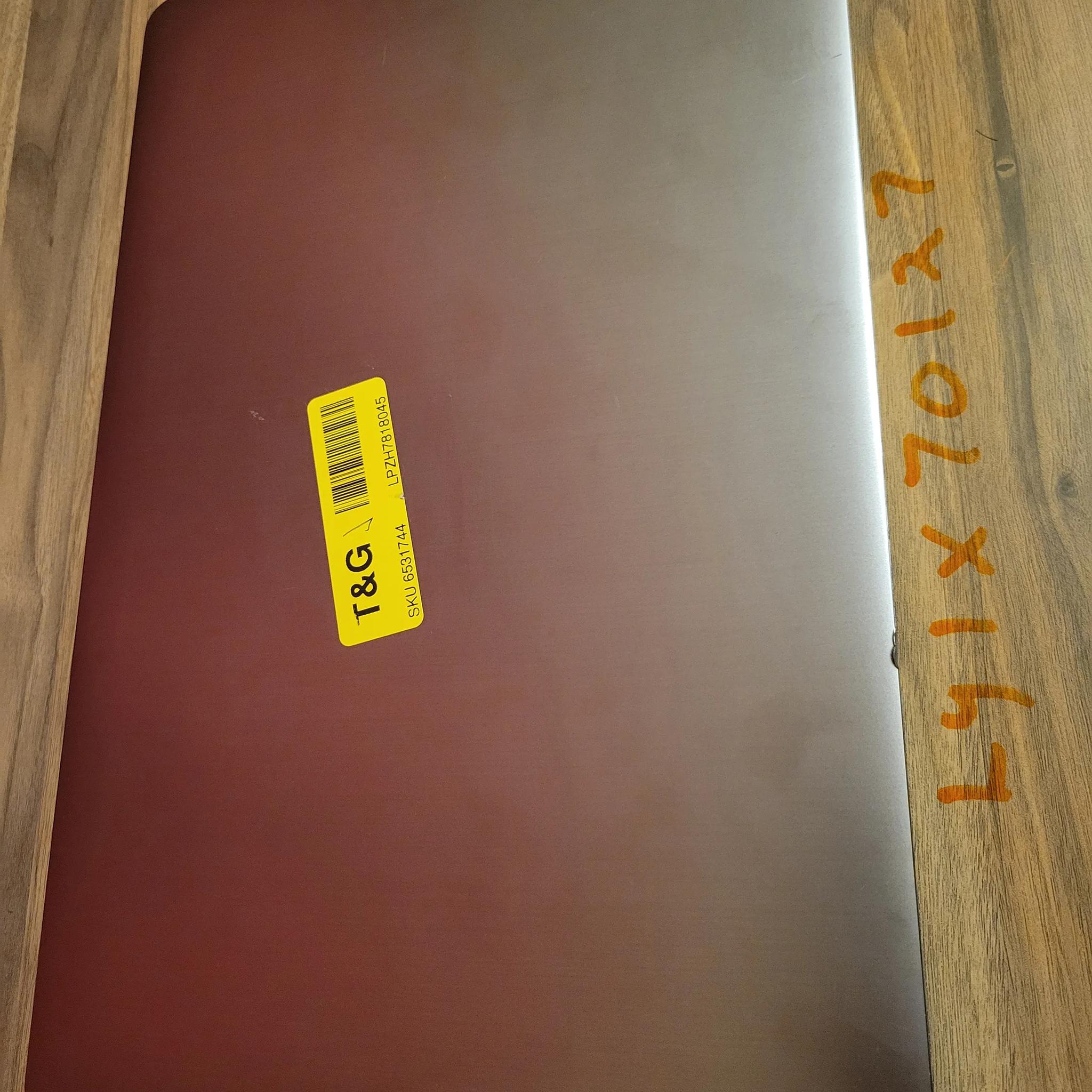 Lenovo Ideapad 3i Laptop - 15.6" FHD Touch Screen - 512GB SSD - intel i5 11th gen.