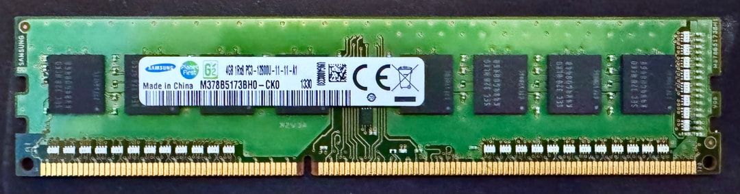 Samsung 4GB (1x4GB) DDR3 1600Mhz CL11 RAM Memory | Jawa