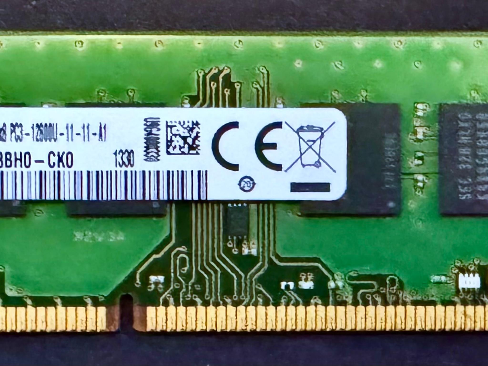 Samsung 4GB (1x4GB) DDR3 1600Mhz CL11 RAM Memory