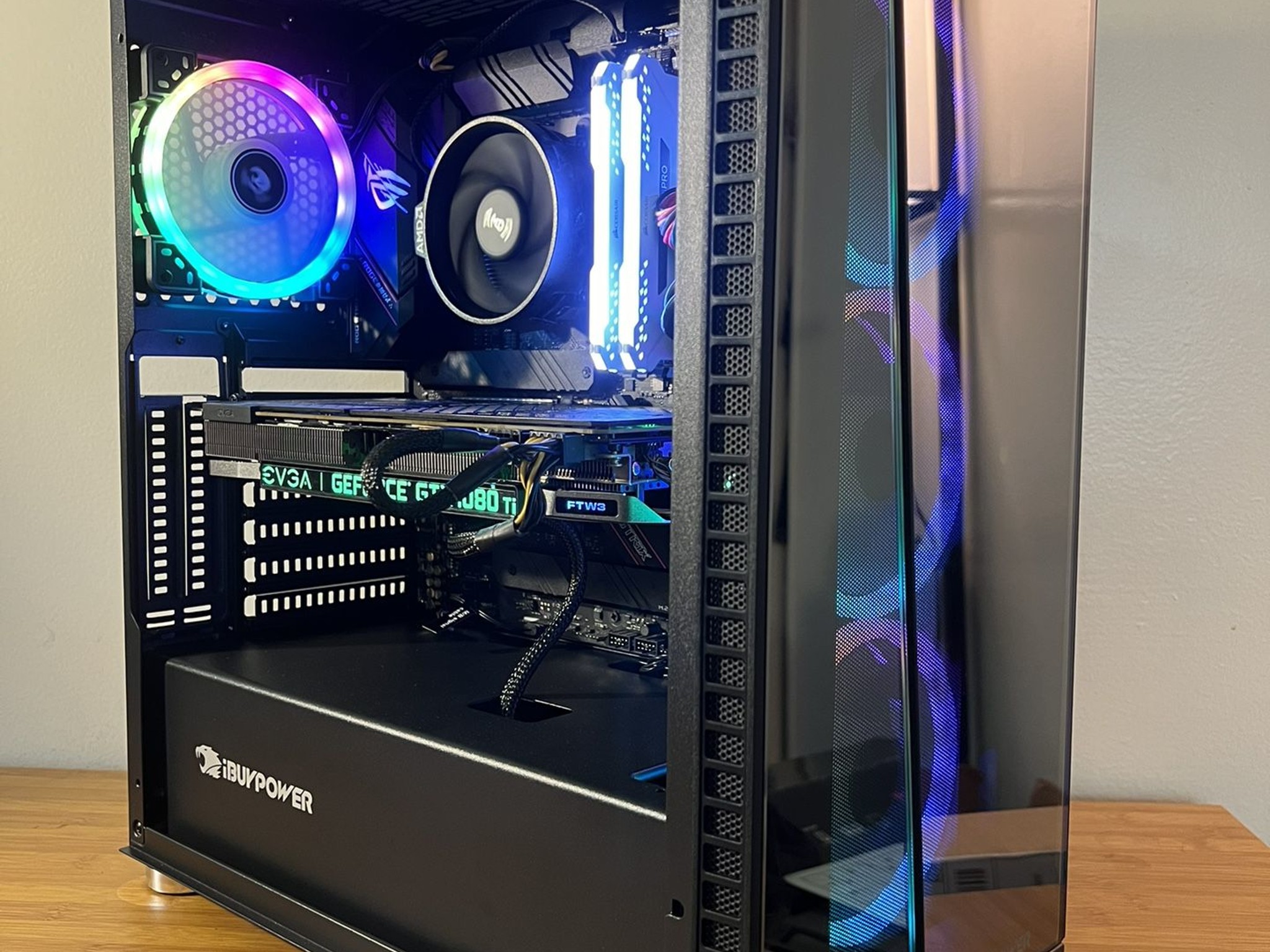 Gaming PC | Ryzen 9 3900X | GTX 1080 Ti | 16GB Ram | 2TB Storage | Wifi