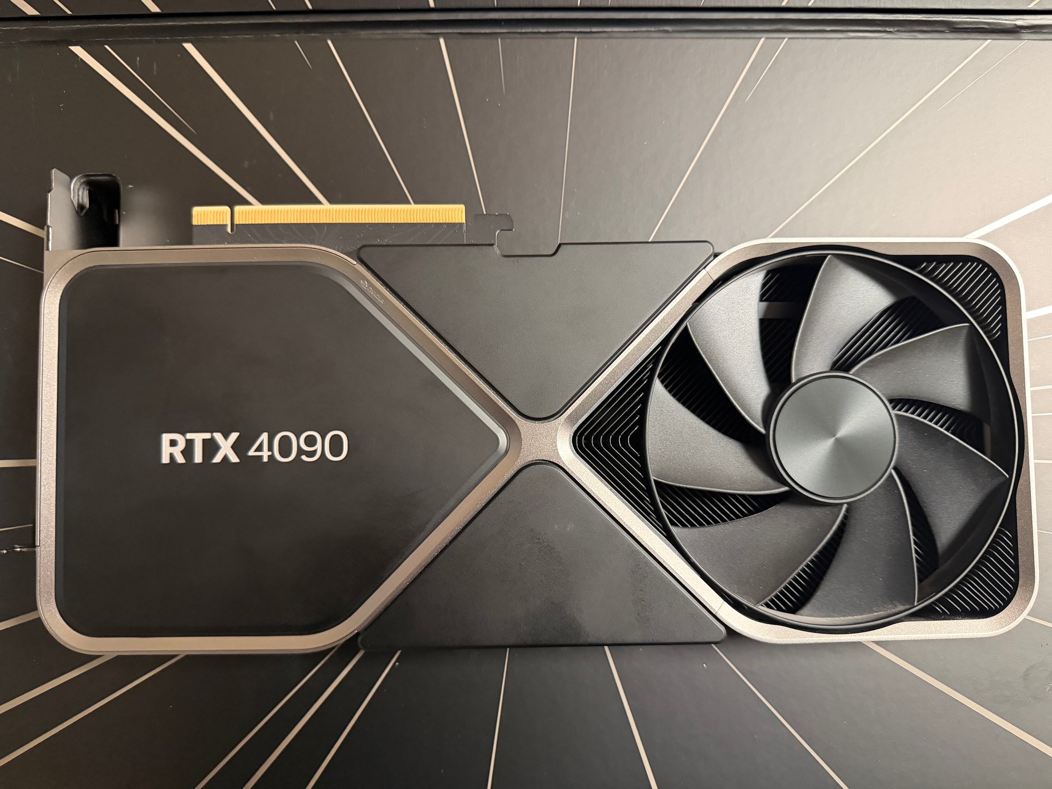 NVIDIA Founders Edition GeForce RTX 4090