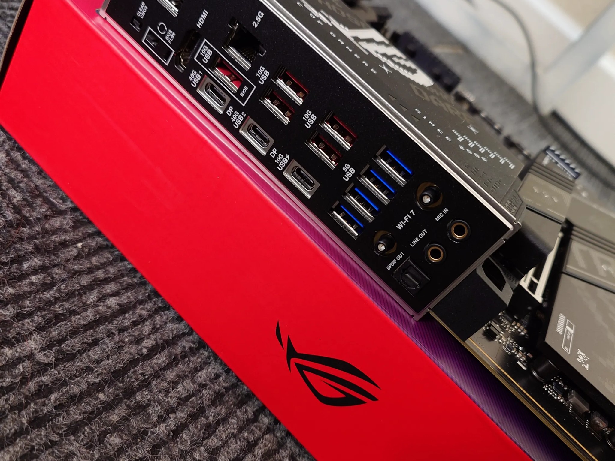 Asus ROG STRIX X870-F Motherboard