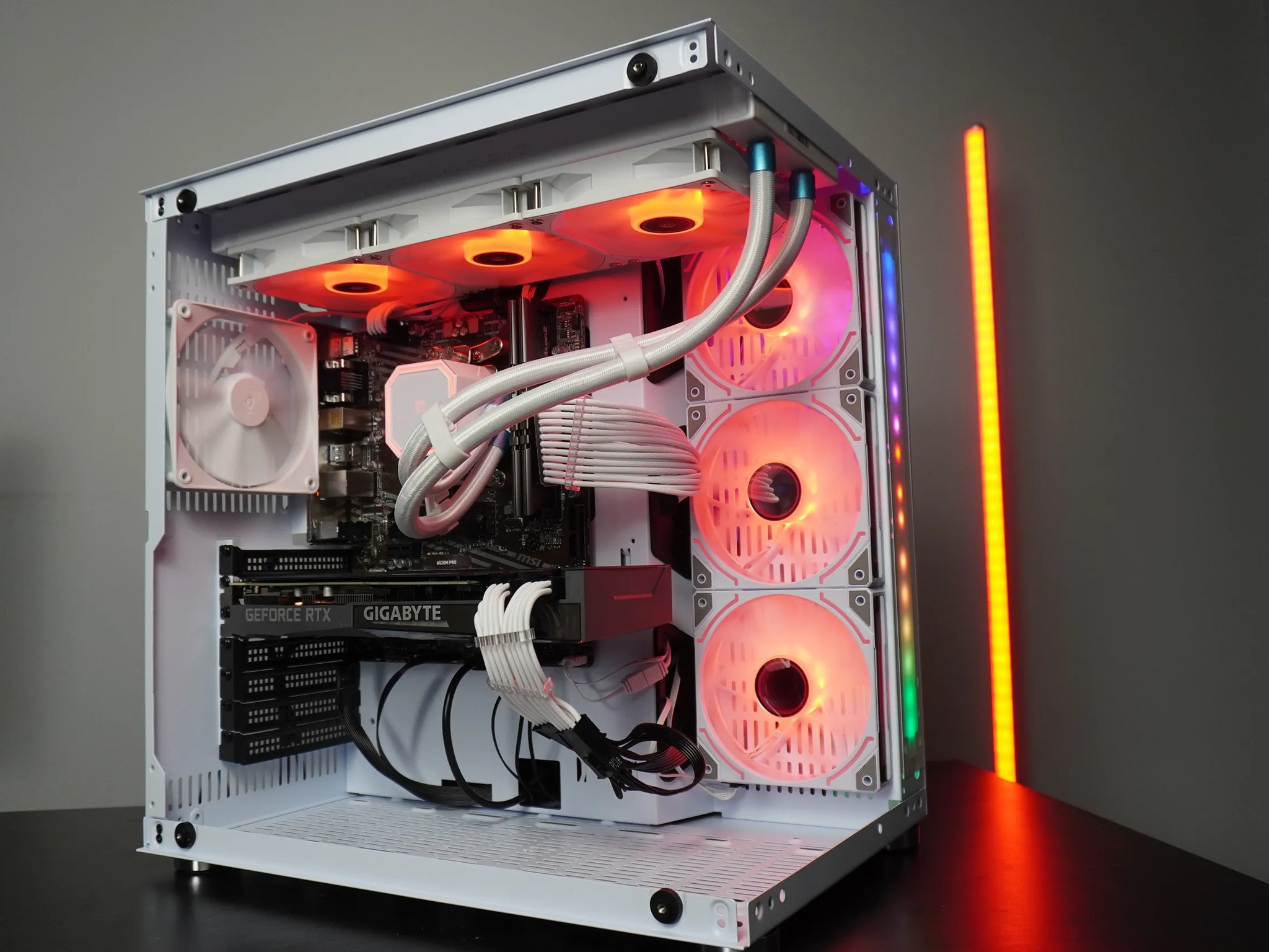 🤍ARCTIC TUNDRA🖤 1080p/1440p 💚 RTX 3070 8GB 🧡 Ryzen 5 5600 | 32GB DDR4 | 1TB NVME | WIFI