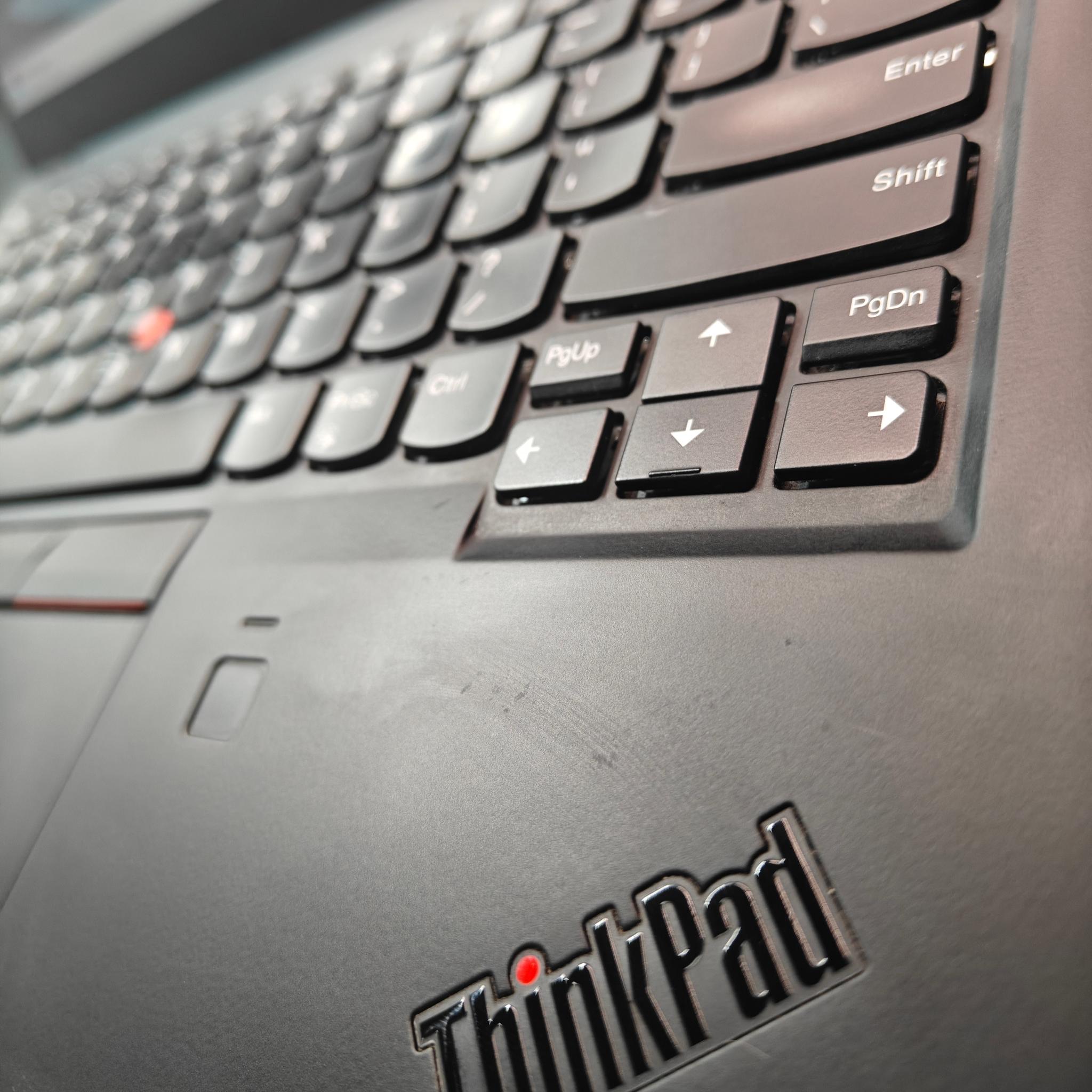 Lenovo ThinkPad X1 Carbon Gen 6 Touchscreen i7-8650U, 16Gb RAM, 512Gb SSD, Win11