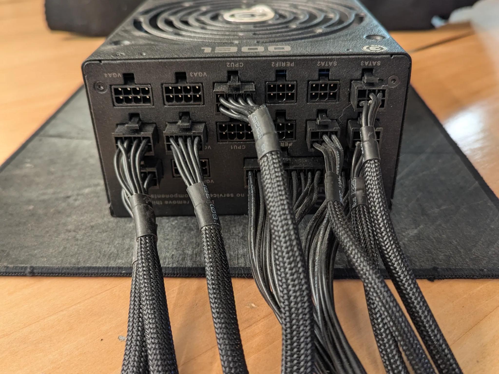 🔹 EVGA SuperNOVA 1300W G2 | Fully modular | 80+ Gold
