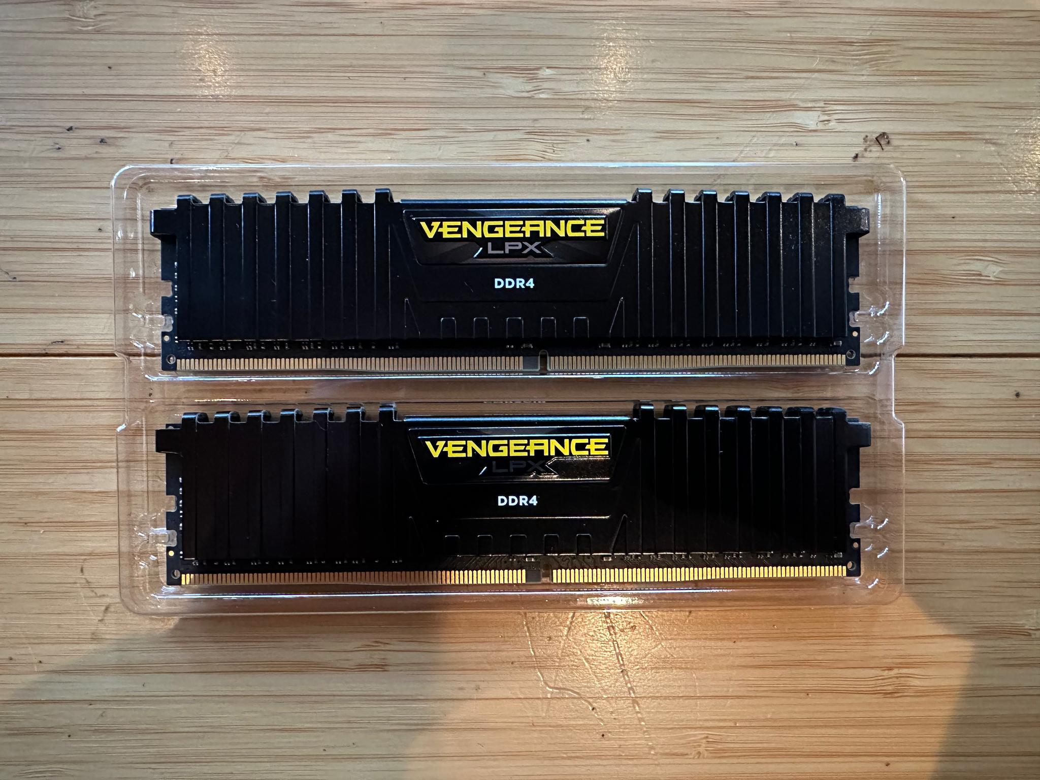 Corsair Vengeance LPX 32GB (2x16GB) 3200MHz Memory (Lightly Used, In Box, SKU CMK32GX4M2E3200C16)