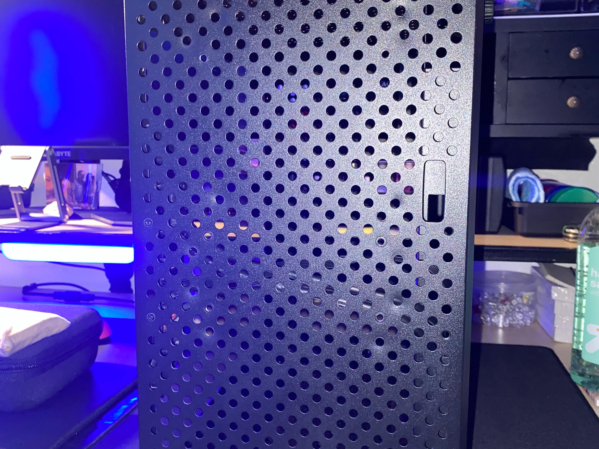 Cooler Master MasterBox Q300L M-ATX PC Case // comes with all case screws and phanteks rgb strip