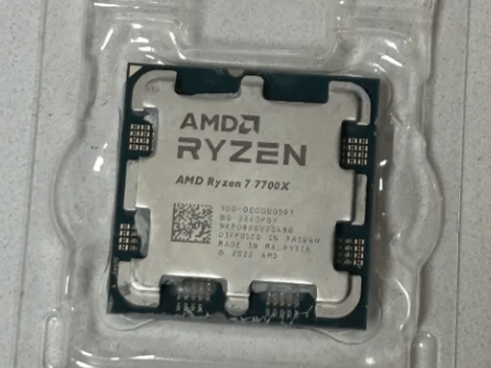 AMD Ryzen 7 7700X