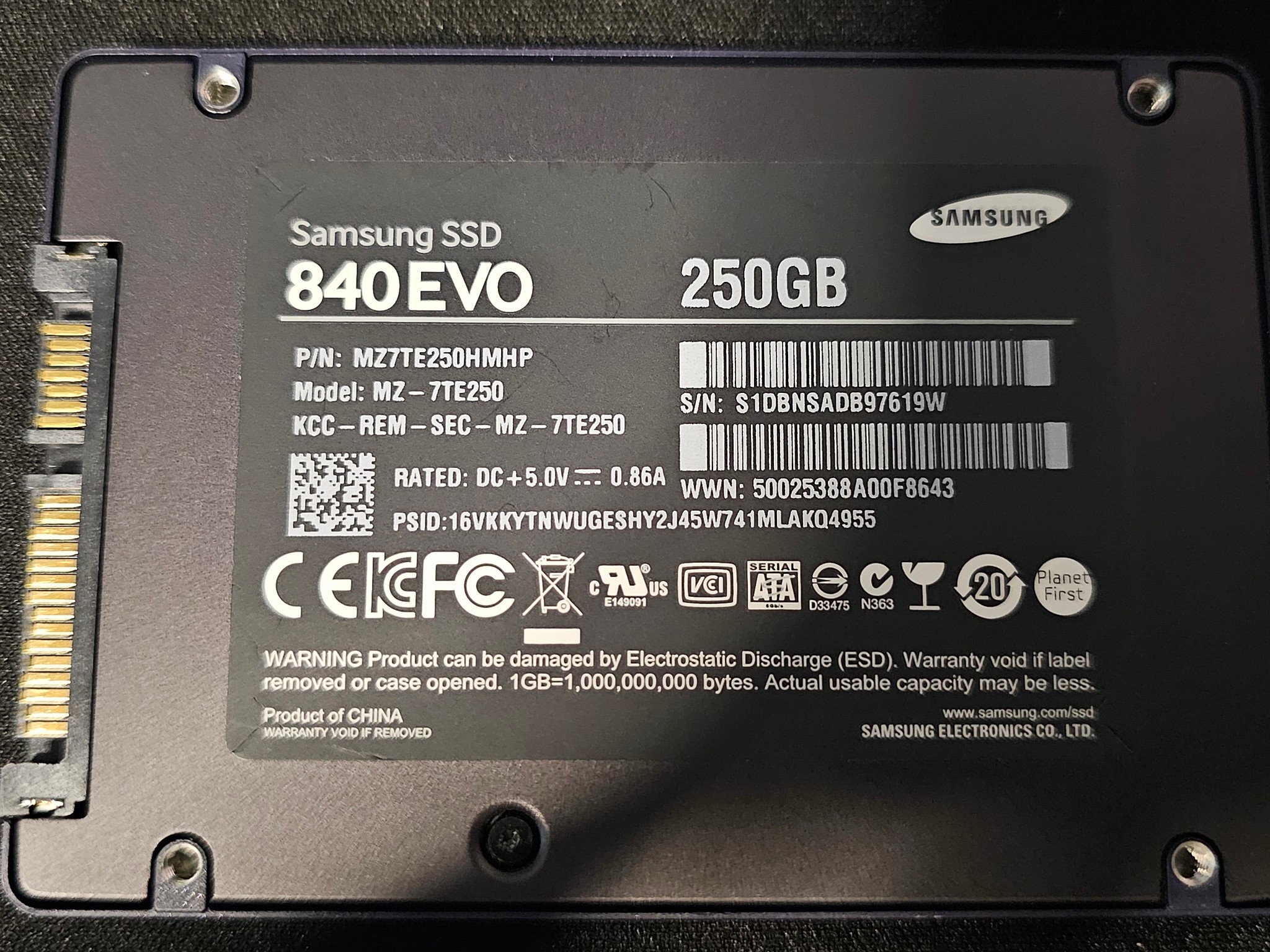 Samsung 840 EVO 250GB SATAIII 2.5"x7mm SSD (With Fixed Firmware)